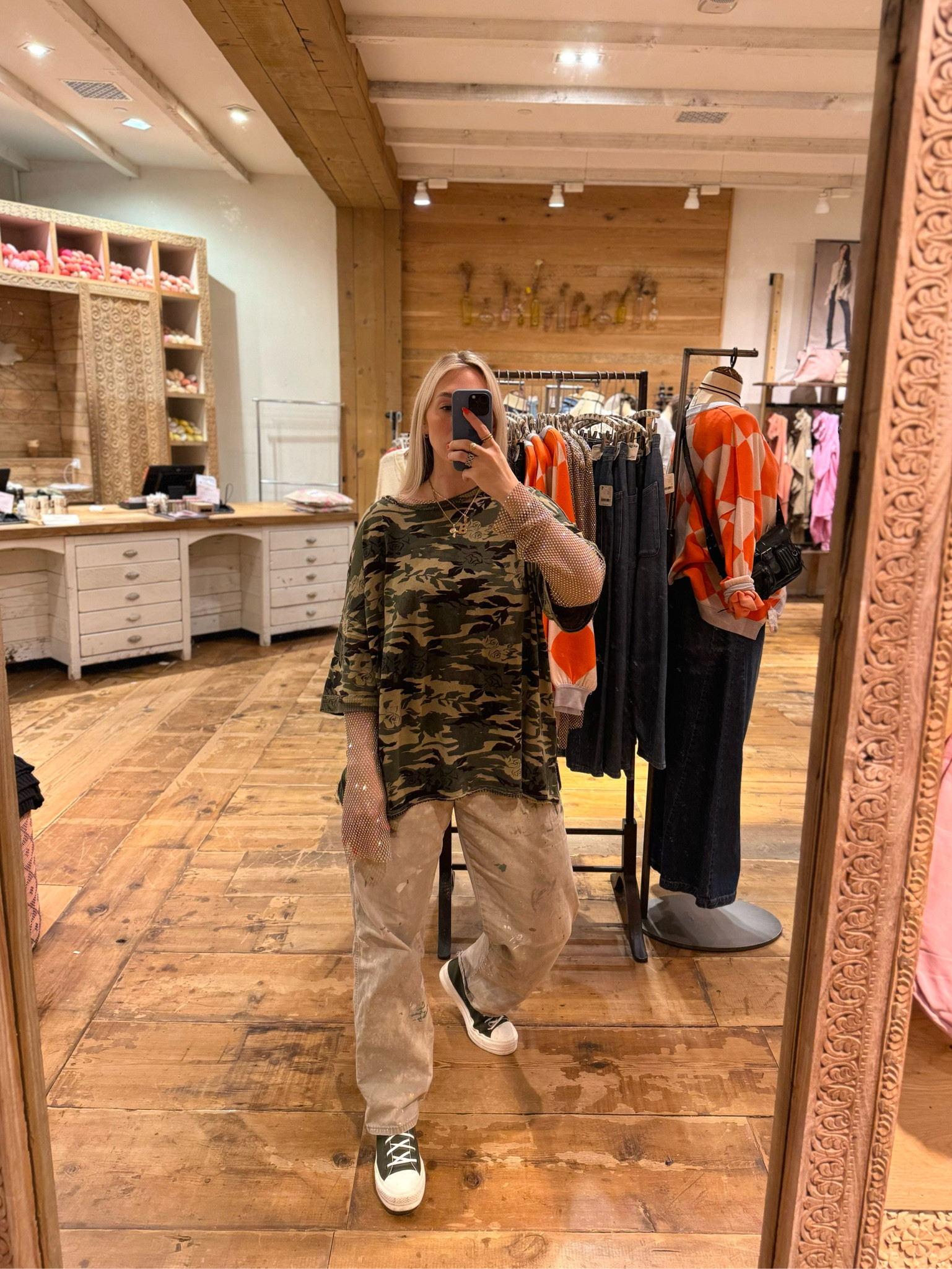 🖤🩶🤍🤎

Long sleeve / M
Tee / M
Pants / Thrifted

Free people, when you wear FP, oversized tee, street style, workwear, thrifted, outfit of the day, ootd, outfit inspiration, iridescent, sparkley top

#LTKHoliday #LTKSeasonal #LTKstyletip
