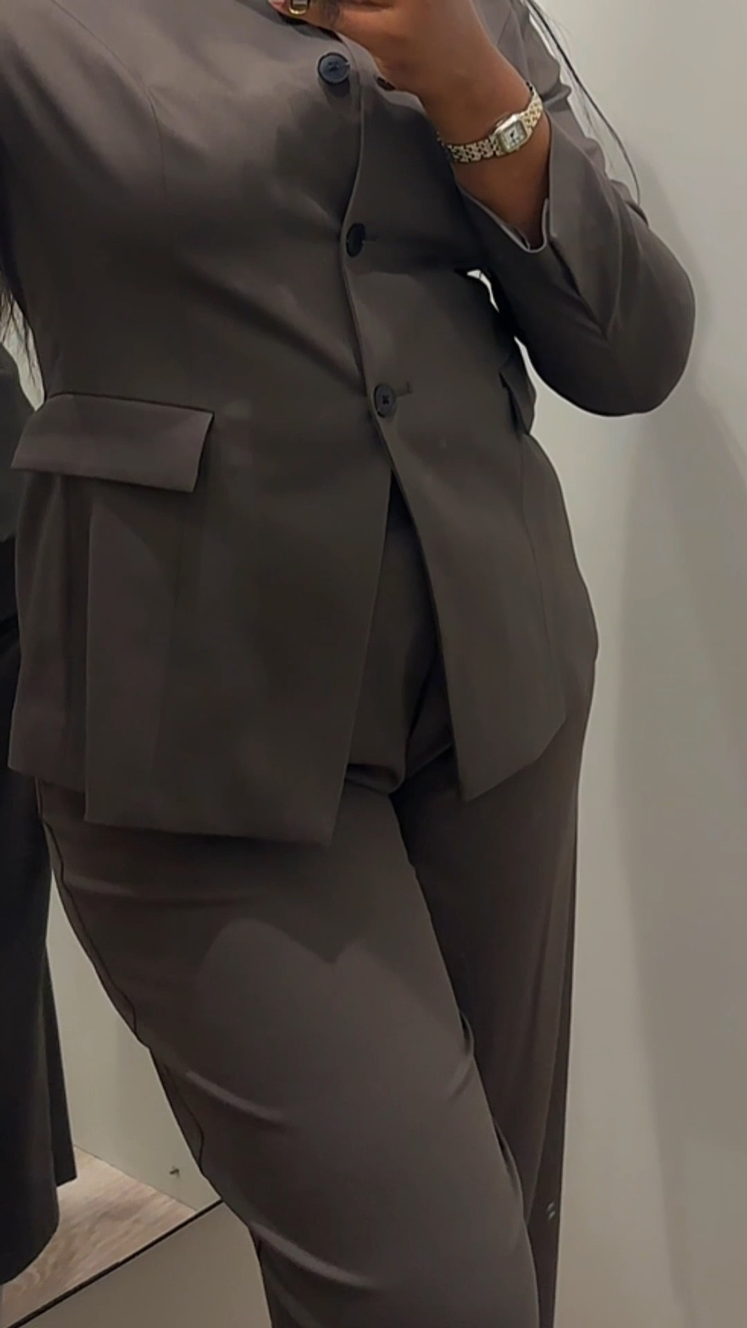 Nothing beats a tailored jacket and trousers 

#LTKmodest #LTKCyberWeek #LTKworkwear