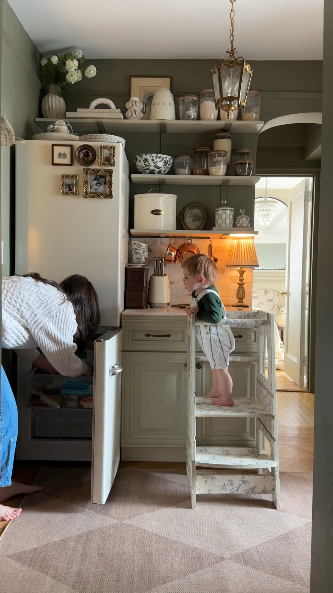 I’ve slowly been incorporating more family friendly decor in our home… slipcovers, washable rugs, etc. @rugs_usa is having a big sale this weekend on their washable rugs and I’ve rounded up a few favorites in my story if you’re also in a washable rug era #WashablesbyRugsUSA #ad #RugsUSA


#LTKhome