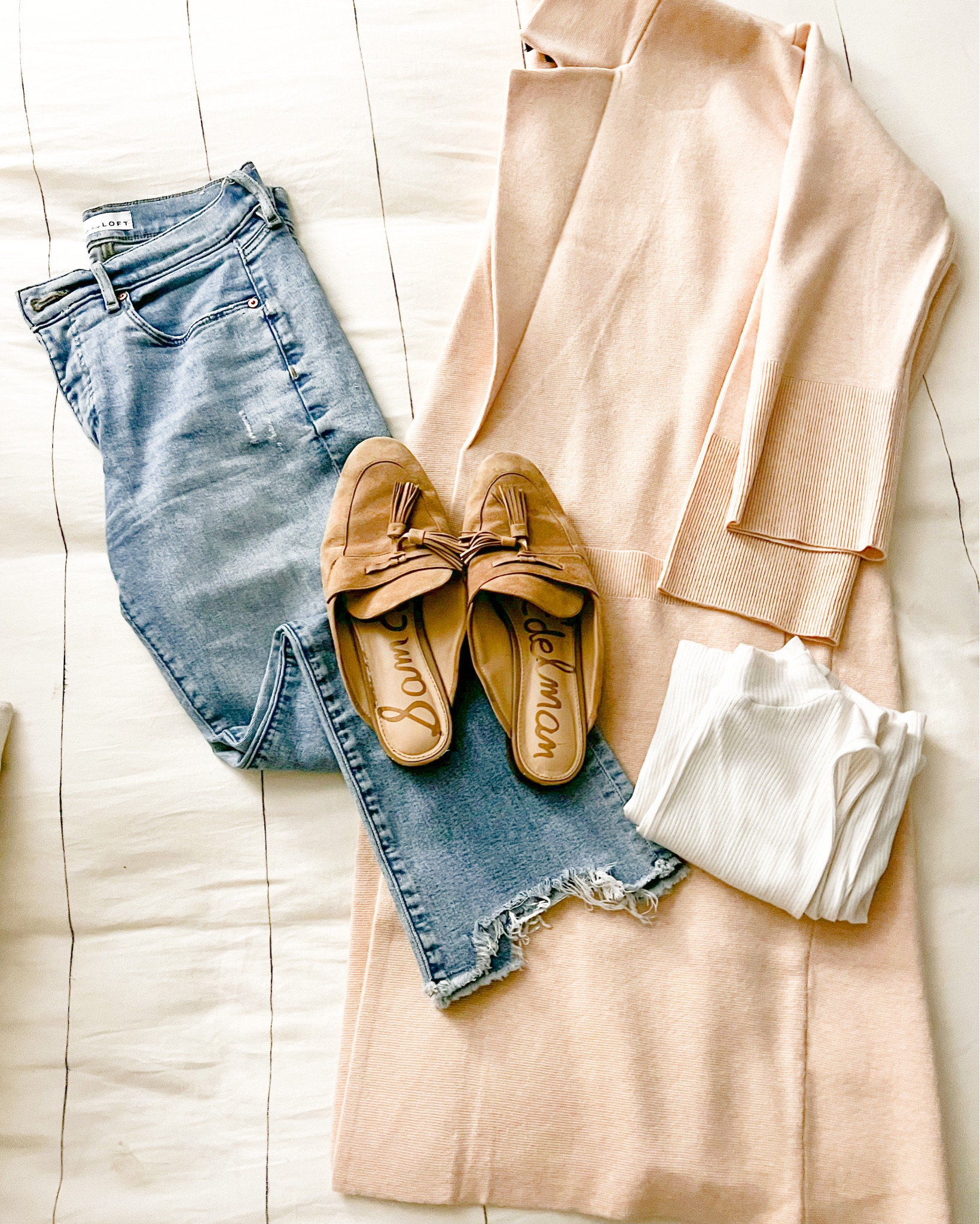 Travel Wear | Everyday Fashion | Jcrew Ella Blazer | Styling blazer | casual style

#LTKstyletip #LTKtravel #LTKworkwear