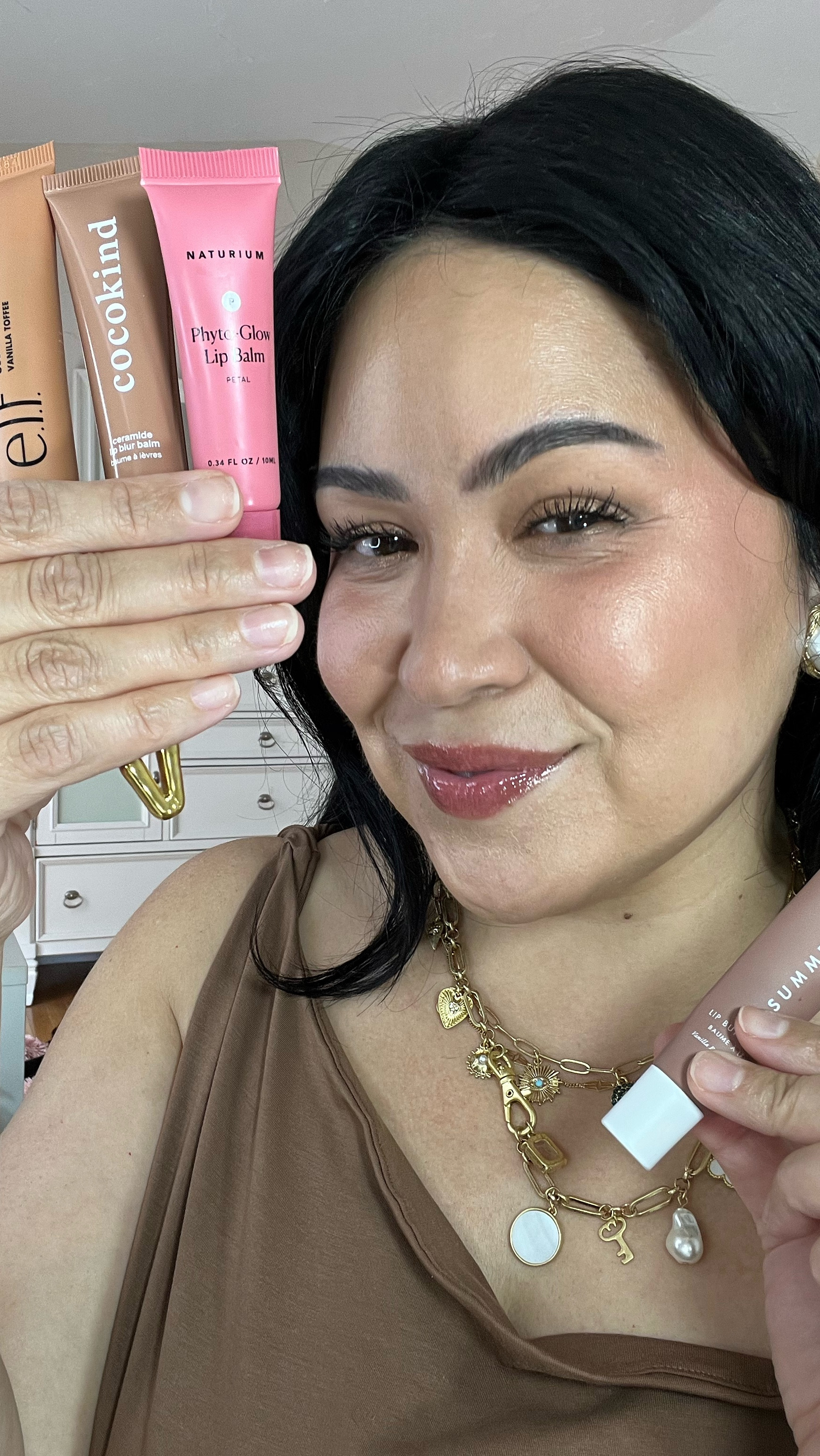 Affordable lip balms that will keep your lips looking juicy and won’t travel into lines and wrinkles. 

#LTKBeauty #LTKOver40 #LTKFindsUnder50