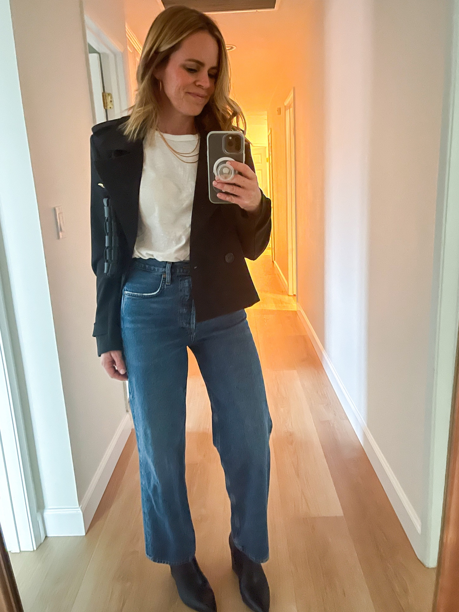 Date night look ❤️ Back in my favorite jeans. They run TTS and have the perfect amount of stretch. 

Blazer is a size Small

Agolde 
Nordstrom 
Target 

#LTKstyletip #LTKSeasonal #LTKover40