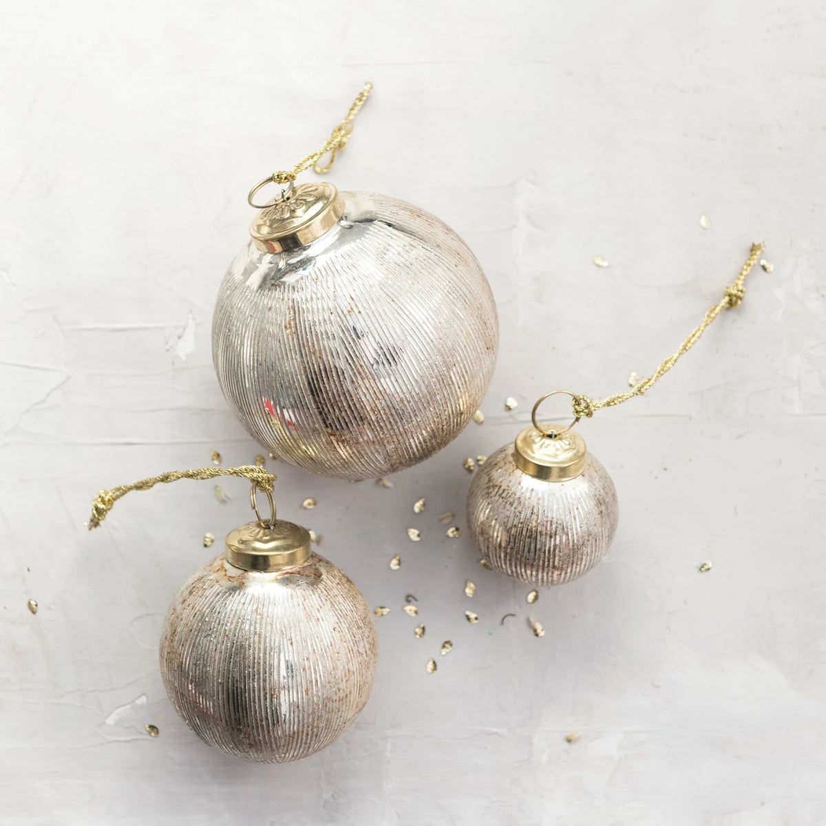 Ribbed Ball Ornament | Cottonwood Company