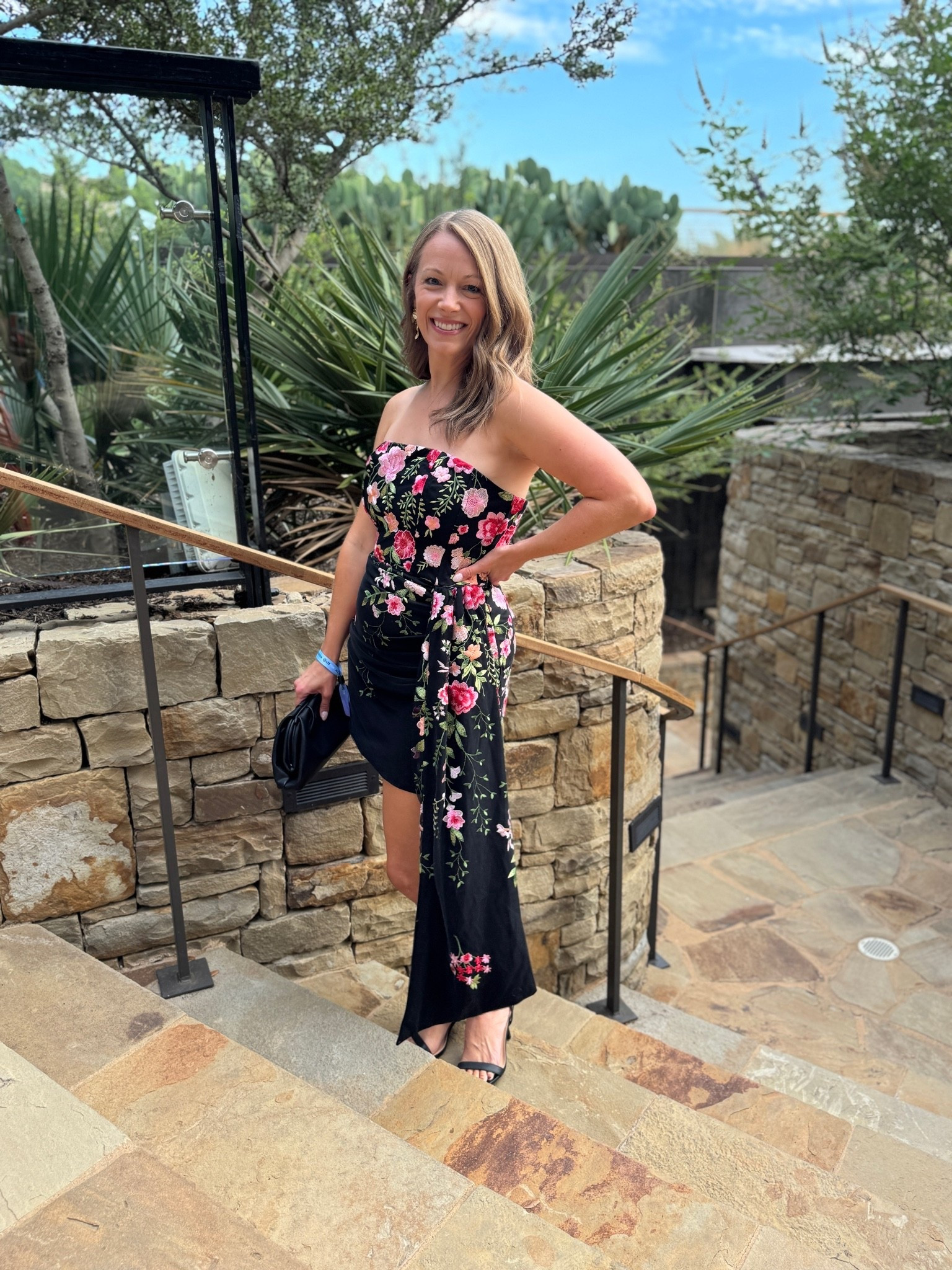 This dress is so fun and perfect for an event this fall! I love the sash!

I sized up to a medium in this!!

#LTKWedding #LTKCon #LTKSeasonal