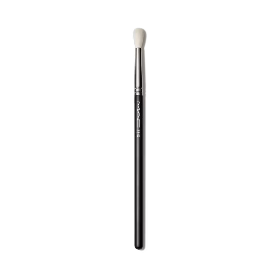 M∙A∙C 221S Small Tapered Blending Brush | M∙A∙C Cosmetics – Official Site | MAC Cosmeti... | MAC Cosmetics (US)