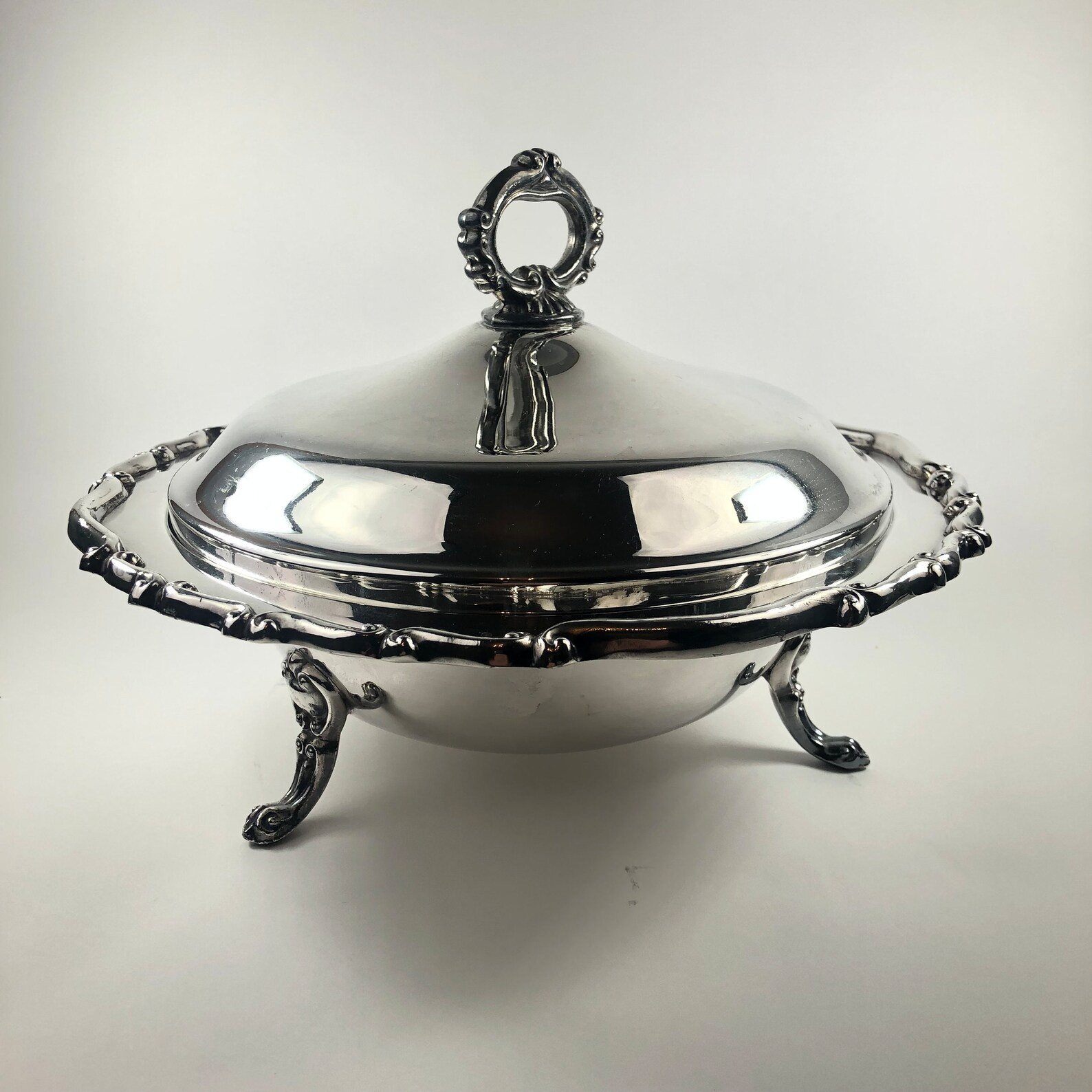 FB Rogers Silver Plate Covered Serving Dish Bowl Pyrex Liner ~ Footed Silver Serving Bowl with Li... | Etsy (US)