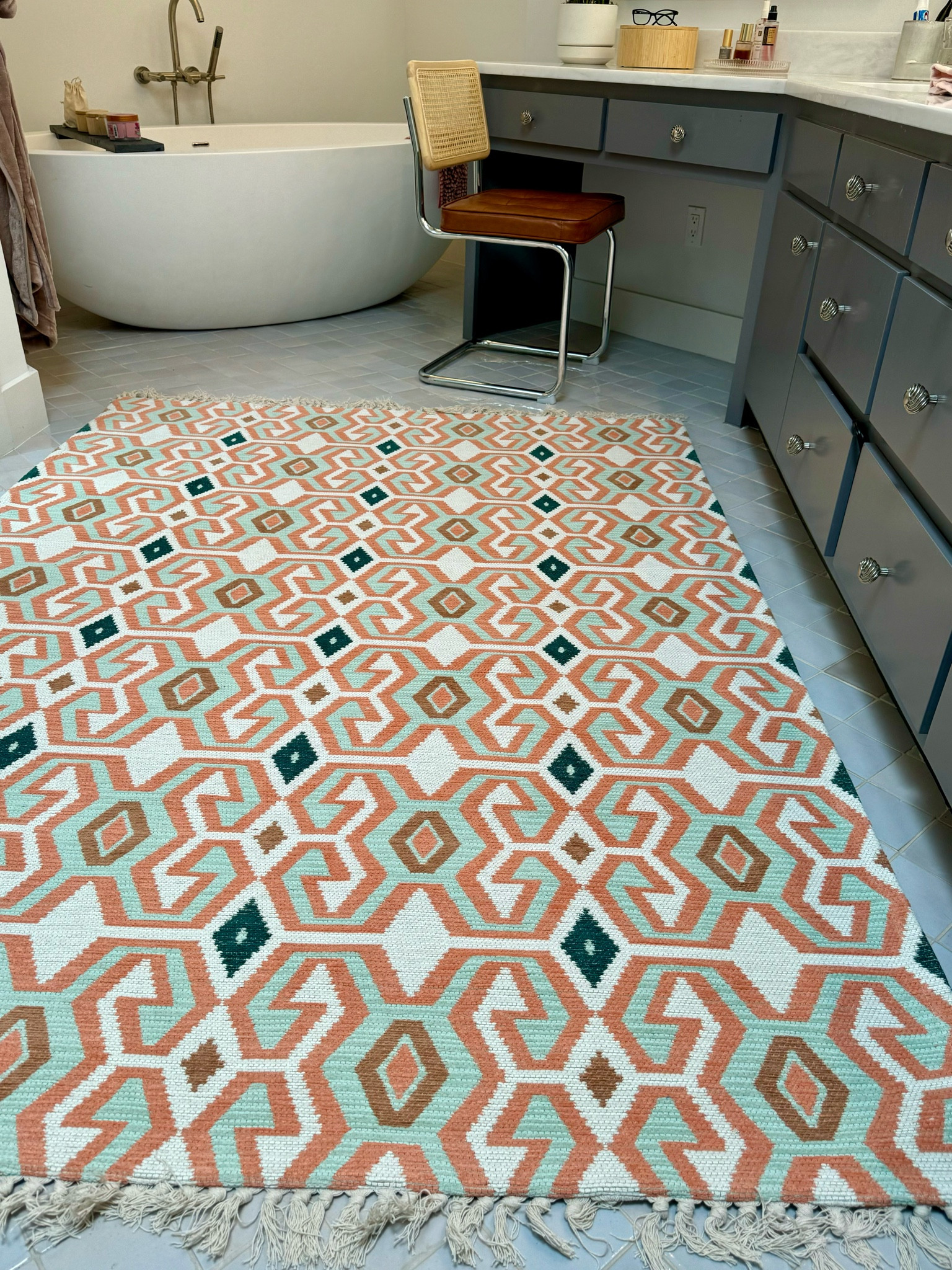 I’m loving my new Target rug! It’s perfect for my mid-century modern home. 🙌😍🏠

#LTKHome #LTKFindsUnder100 #LTKStyleTip