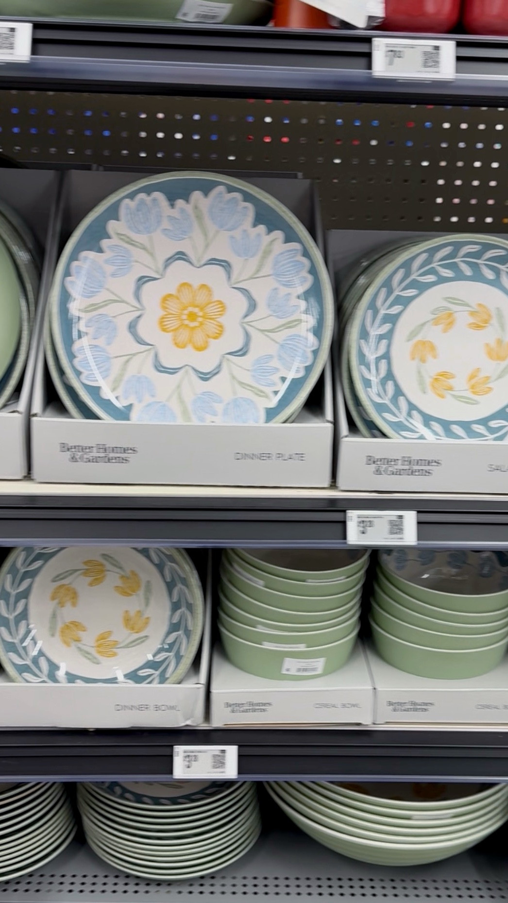 Do you have a pool, lake house or just like hosting parties?  Walmart has a huge selection of melamine dishes that would fit any decor style 

#LTKHome #LTKSeasonal