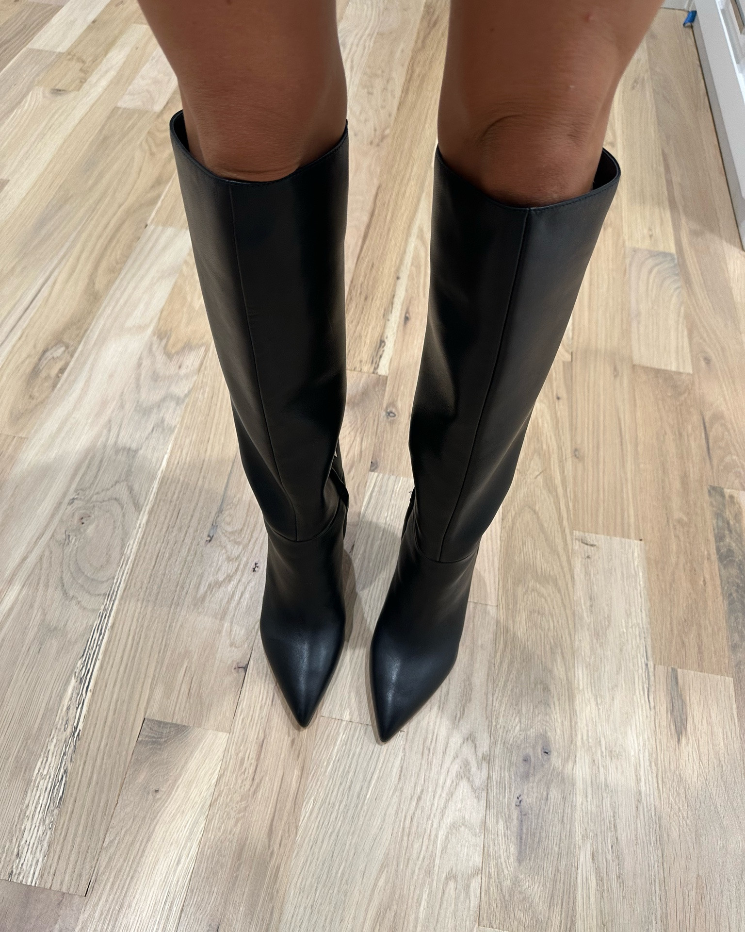 If you’re looking for a pair of black leather boots, these are it and part of the Nordstrom sale

#LTKSaleAlert