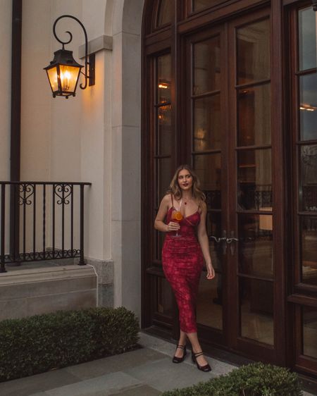 Midi dress in red floral print perfect for wedding guest, special events, or even a birthday dinner

#LTKGala #LTKparties #LTKSeasonal