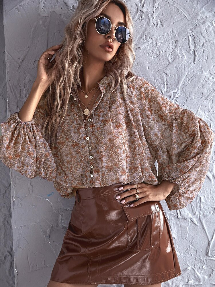 Paisley Print Drop Shoulder Crop Blouse | SHEIN