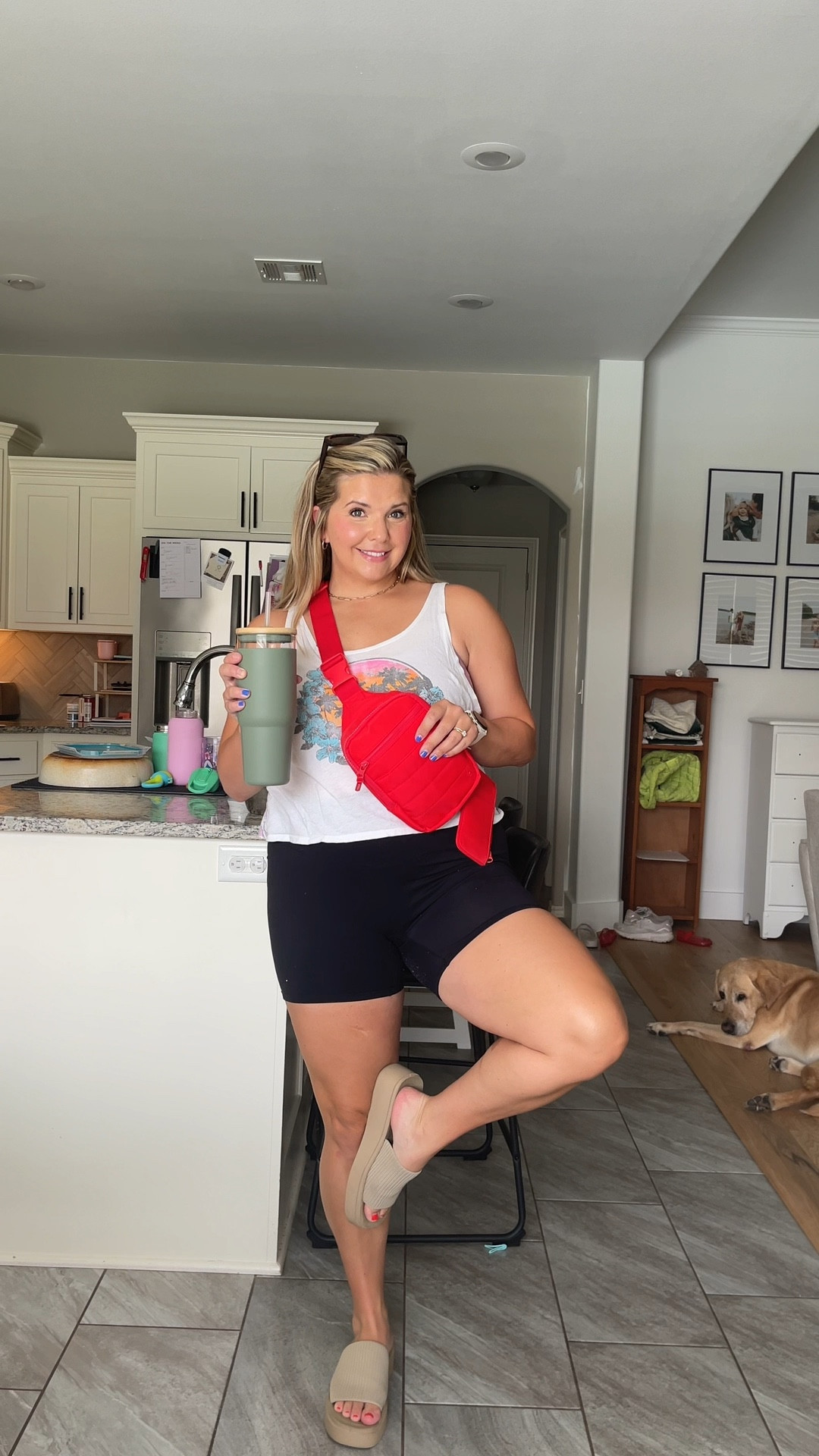 Mom ootd 🌊☀️💋 this crossbody bag had been my favorite thing!! 

Crossbody bag | bag | Ptula | mom style 



#LTKFindsUnder50 #LTKActive #LTKU