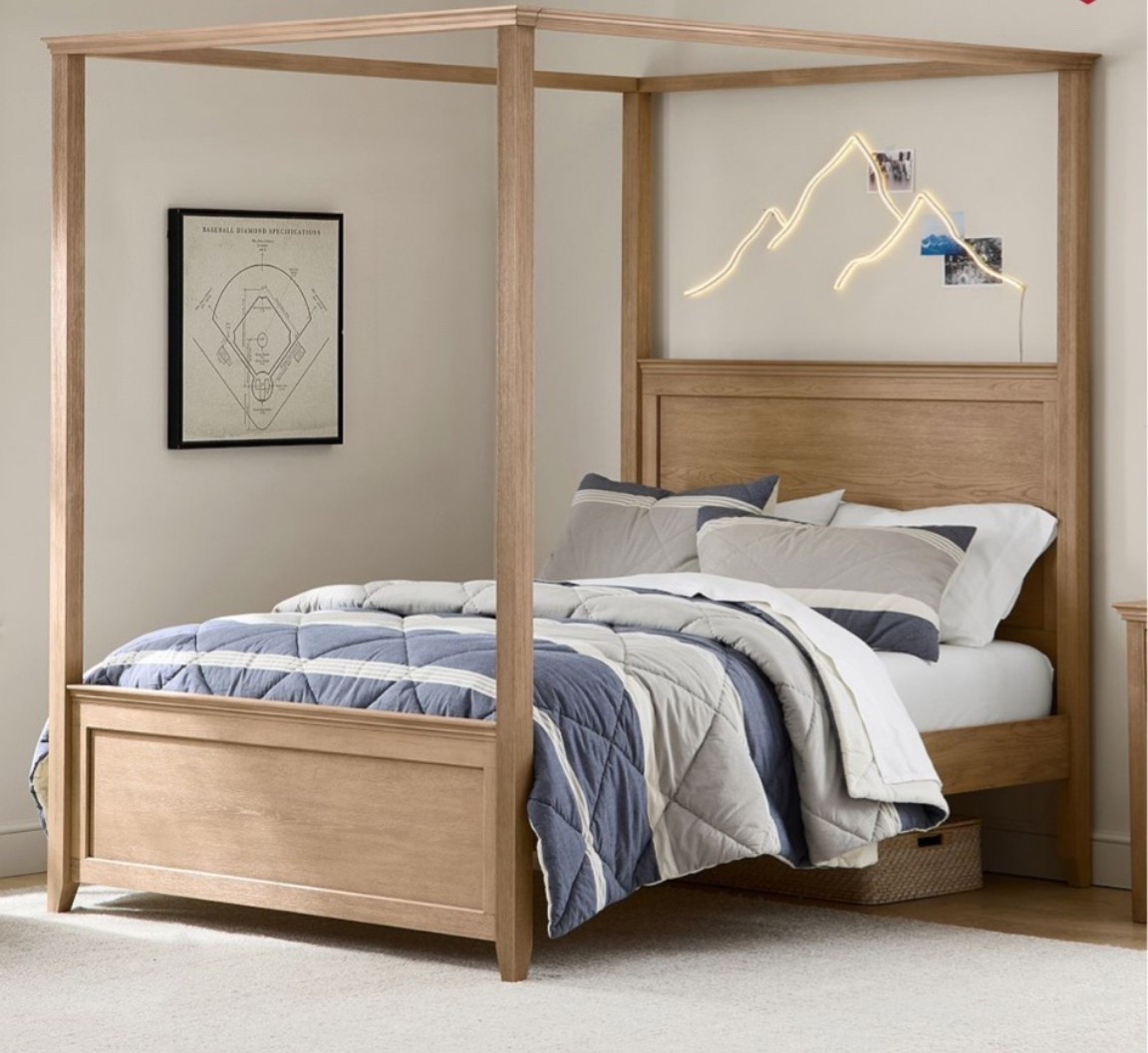 Just ordered this comforter set for my son’s new room! We are moving in 10 days- which means, I’ll be updating both of my boys’ rooms. I love Pottery Barn bedding, the quality is true to the price and I’ve never been disappointed. Both boys have had PB bedding since they were babies.






#TeenRoom #TeenBedroom #BoysRoom #BoysBedroom #BedroomDecor #BedroomInspo #NeutralHome #ClassicStyle #TimelessDecor #CoastalStyle #NewHome #NewHouse #HomeDecor #HomeInspiration #PotteryBarnTeen #PotteryBarnStyle #InteriorDesign #RoomMakeover #LTKHome #LTKFinds