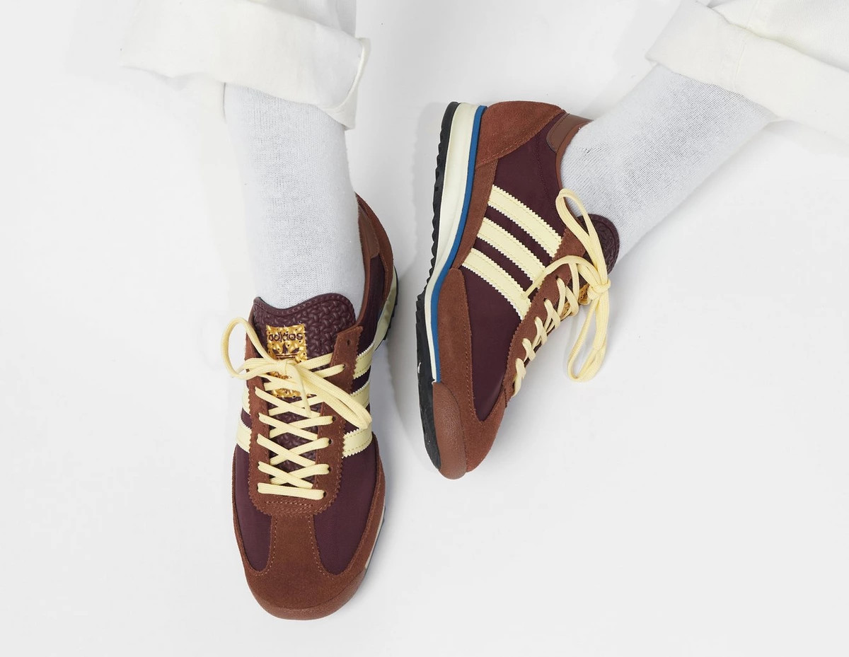 Red adidas Originals SL 72 Women's | size? | size? (UK)