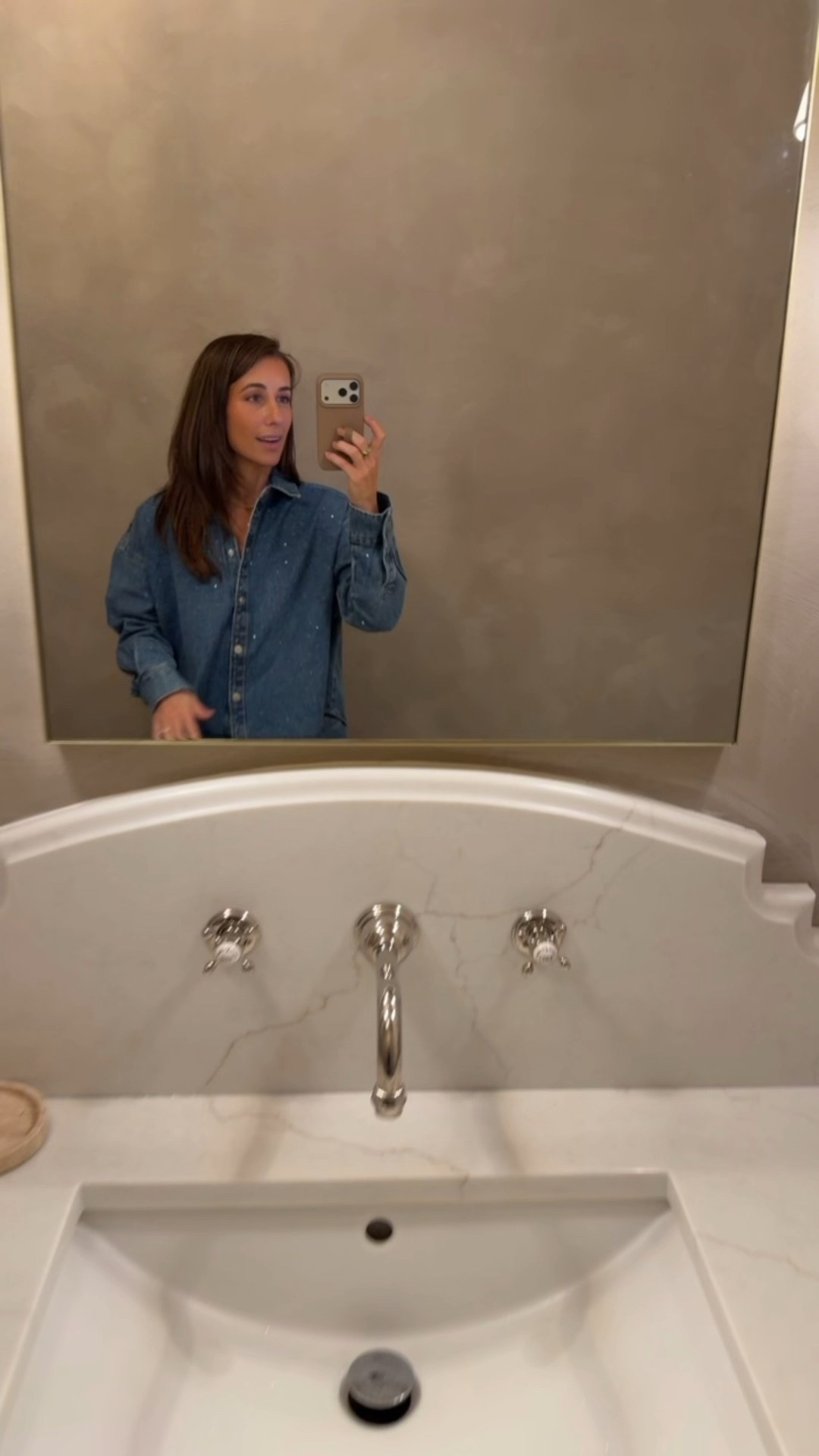 #WalmartPartner 
Denim rhinestone set
Wearing size small shirt
Wide leg rhinestone jeans size 0
Christmas casual holiday outfit 

#WalmartStyle @WalmartStyle