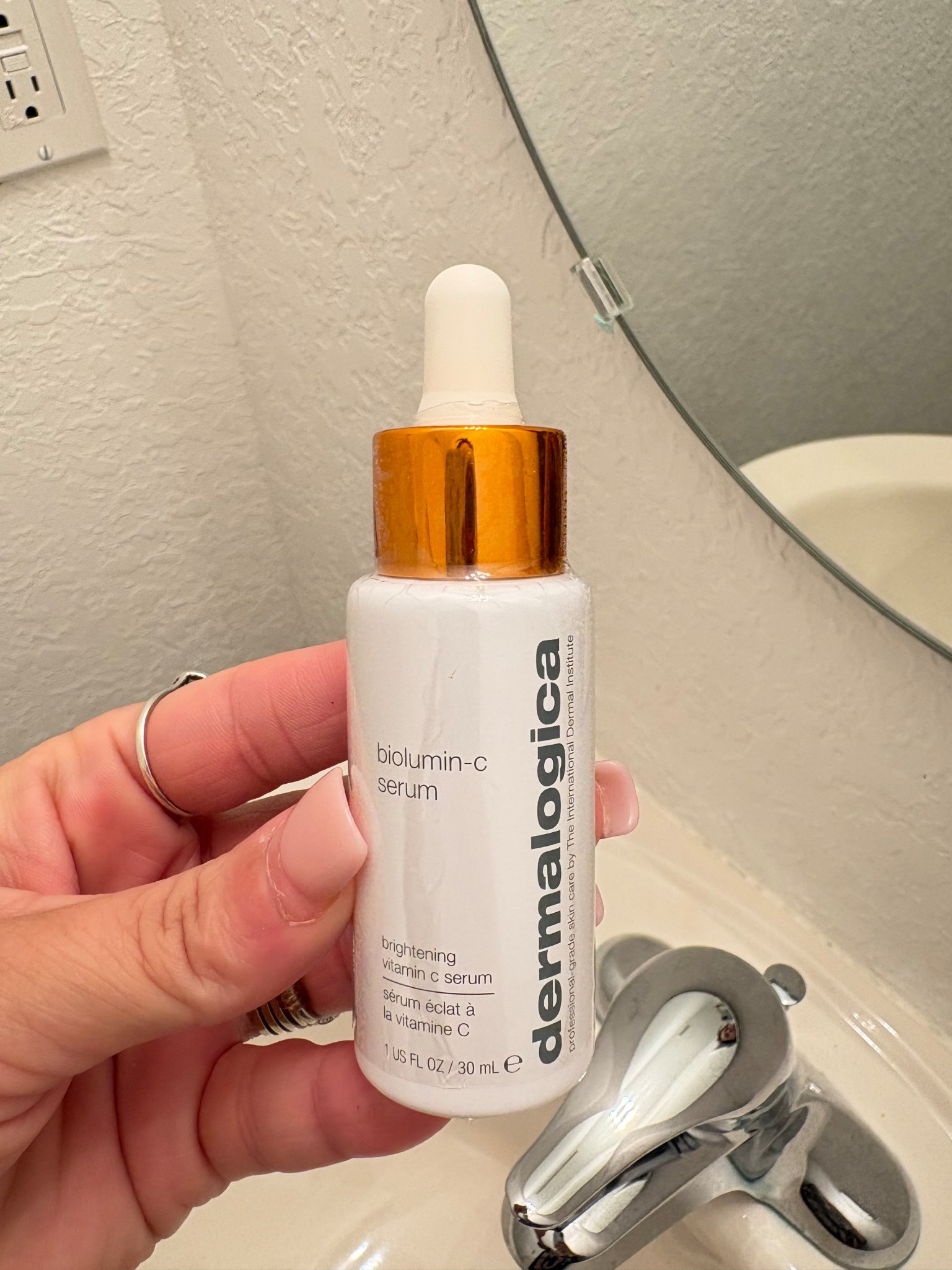 Brightening vitamin c serum that actually works !

#LTKBeauty