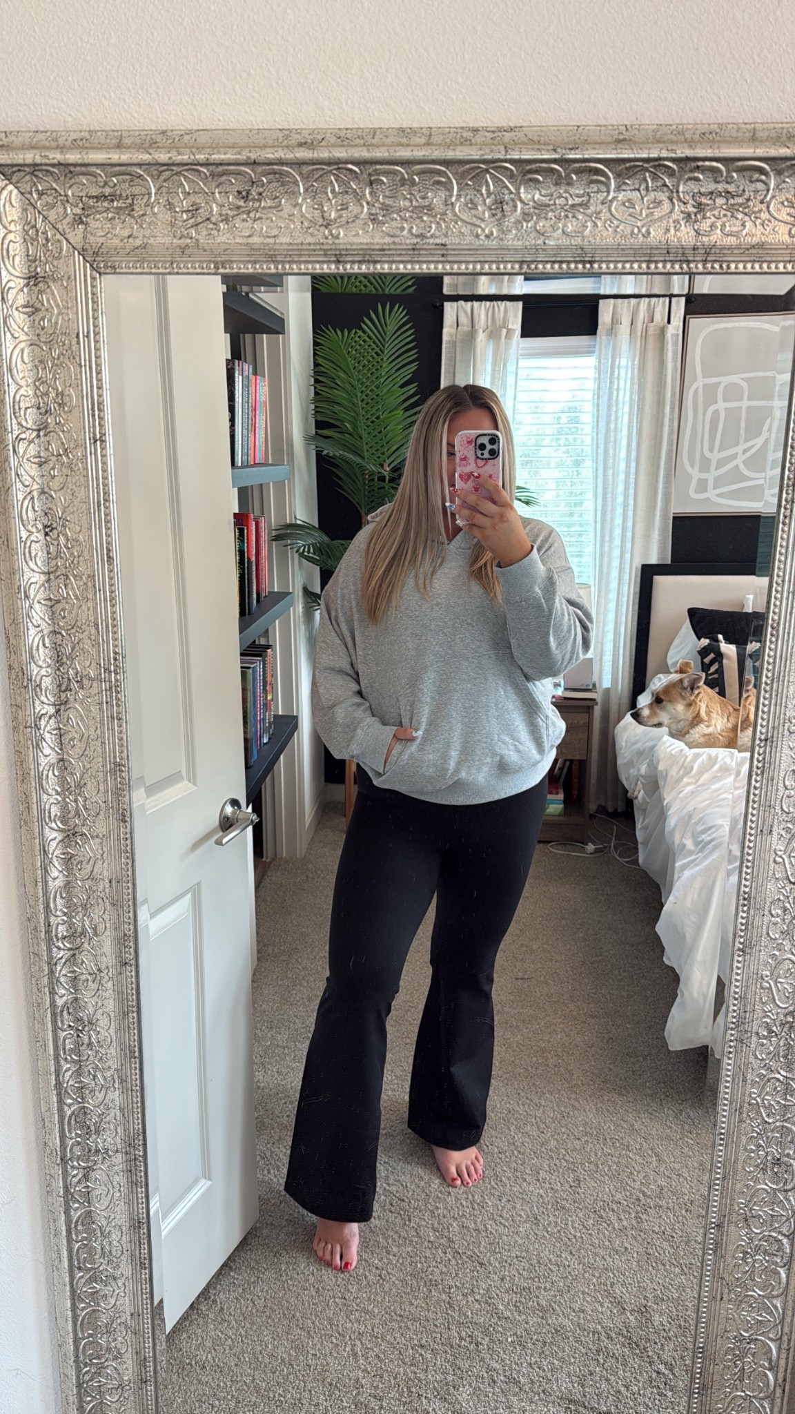 Size 2x sweatshirt
Size xl/xxl legging in reg length (pictured, but usually I buy long!) 

#LTKPlusSize #LTKSeasonal #LTKActive