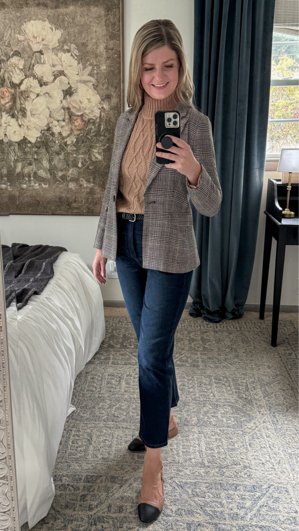 Wore this blazer in NYC this week and got so many compliments… no one could believe it was from @walmartfashion ! 

I sized up because it is on the very fitted, snug side. 

Shoes, jeans, belt, and sweater are all under $25 and linked too! 

#FallOutfit #Blazer #TeacherOutfit #Outfit #Blazer #Jacket 


#LTKStyleTip #LTKSeasonal #LTKWorkwear