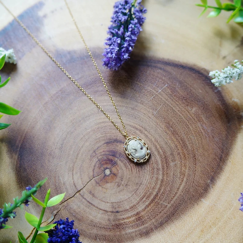 Small Cameo Necklace Vintage Charm Necklace Gold Charm - Etsy | Etsy (US)