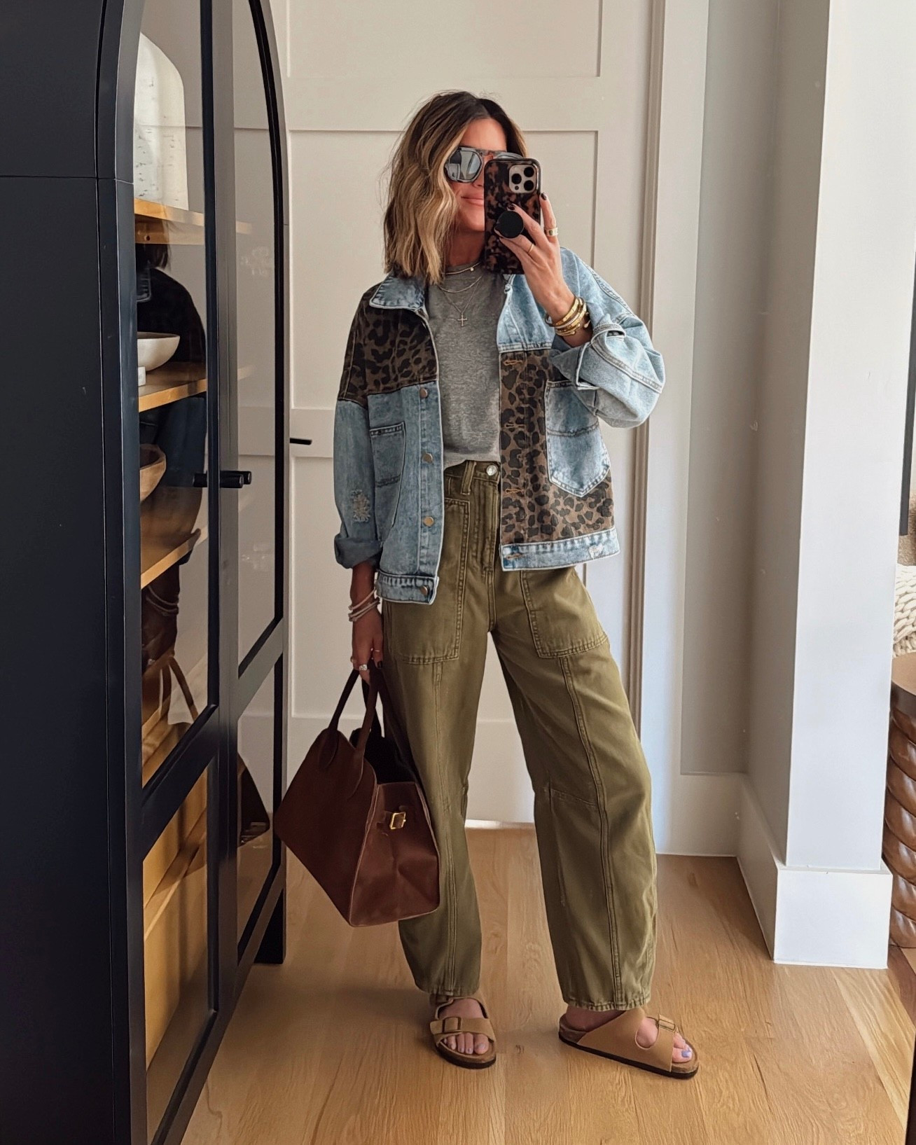 These denim jackets are SO GOOD! 🤩
Wearing a size small in tee, stars jacket, and medium in leopard jacket (but it’s oversized fit so the small would have been fine too). LOVE!😍🙌🏼🍂 If you are 
between sizes, go up in the jeans. 

#LTKSeasonal #LTKFindsUnder50 #LTKStyleTip