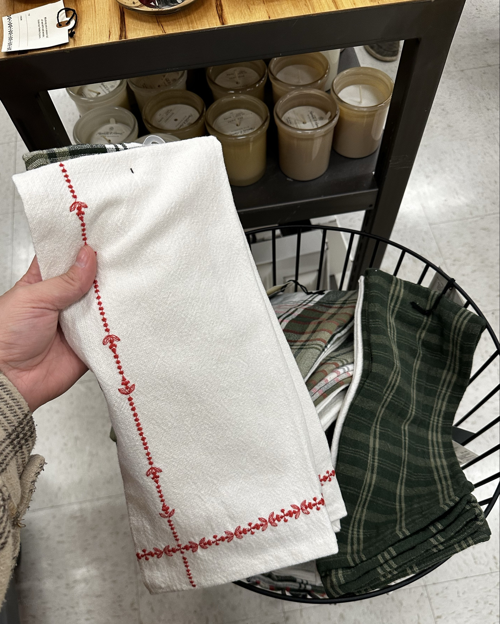 Hearth and hand Christmas line is dreamy ✨ Christmas decor + target Christmas + magnolia + hearth and hand + kitchen Christmas + Christmas tree + Christmas wreath

#LTKHoliday #LTKGiftGuide #LTKHome