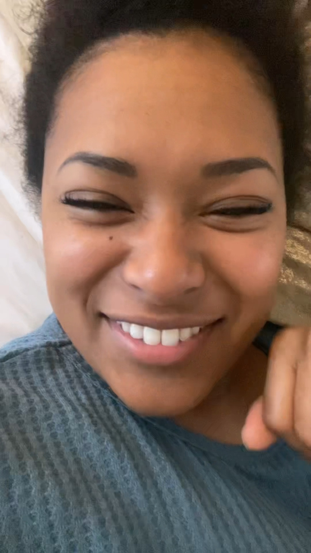 I’m on a “glass skin” journey, and I must say it’s going well! I don’t even use that many skincare products. Just some turmeric soap, BHA toner, Vitamin C, and snail mucin.. and of course I drink lots of water! #skincare #glassskin

#LTKbeauty #LTKVideo