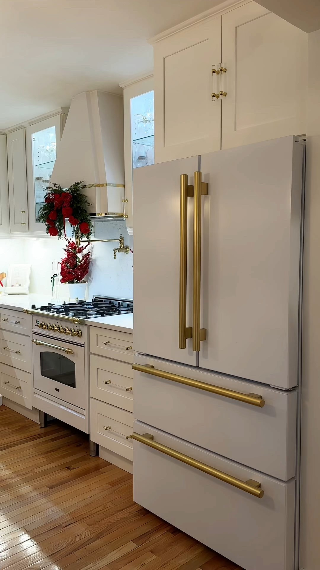 Christmas kitchen 

#LTKHoliday #LTKSeasonal #LTKHome