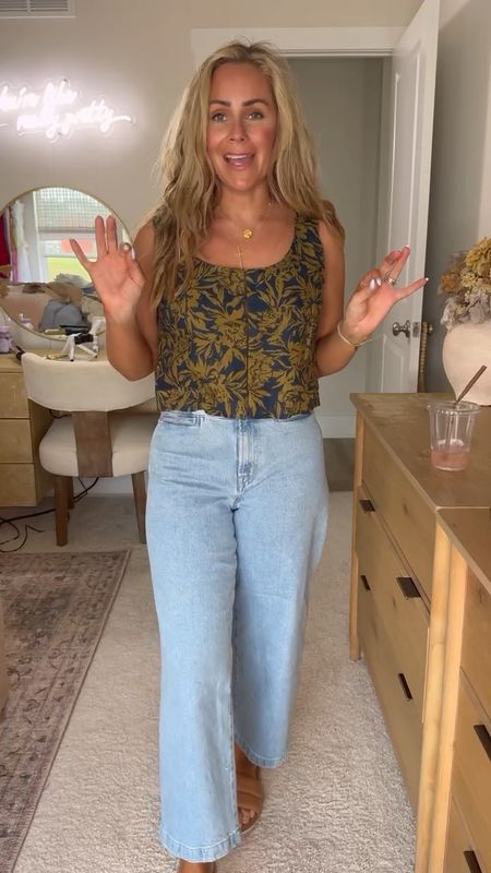 We all know I LOVE Madewell denim but their tops are SO cute too!! I’m wearing a 28 petite in all denim and a Medium in tops. The patterns on their tops are so vibrant and their solids hold their color even after multiple washes. 


#LTKstyletip #LTKxMadewell #LTKSeasonal