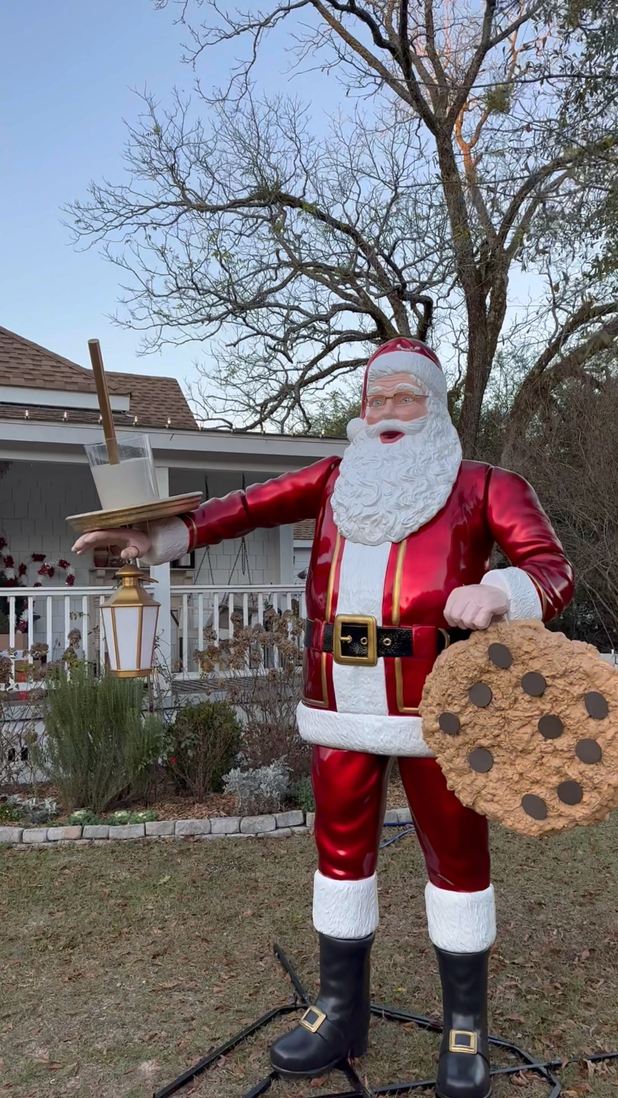 What I used to make the giant cookie and milk for Santa 🎅🏽 

#LTKHoliday #LTKhome #LTKSeasonal