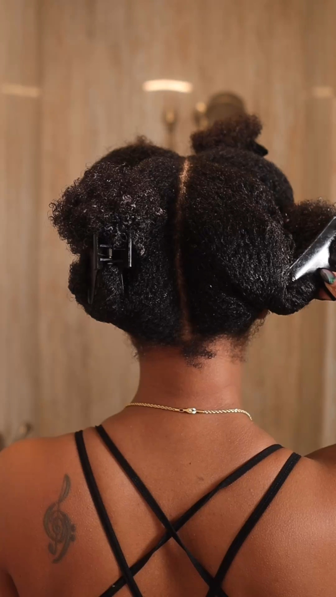 Type 4 hair wash day 🚿🫧🛀🏽👩🏽‍🦱

#type4hair #washday

#LTKBeauty
