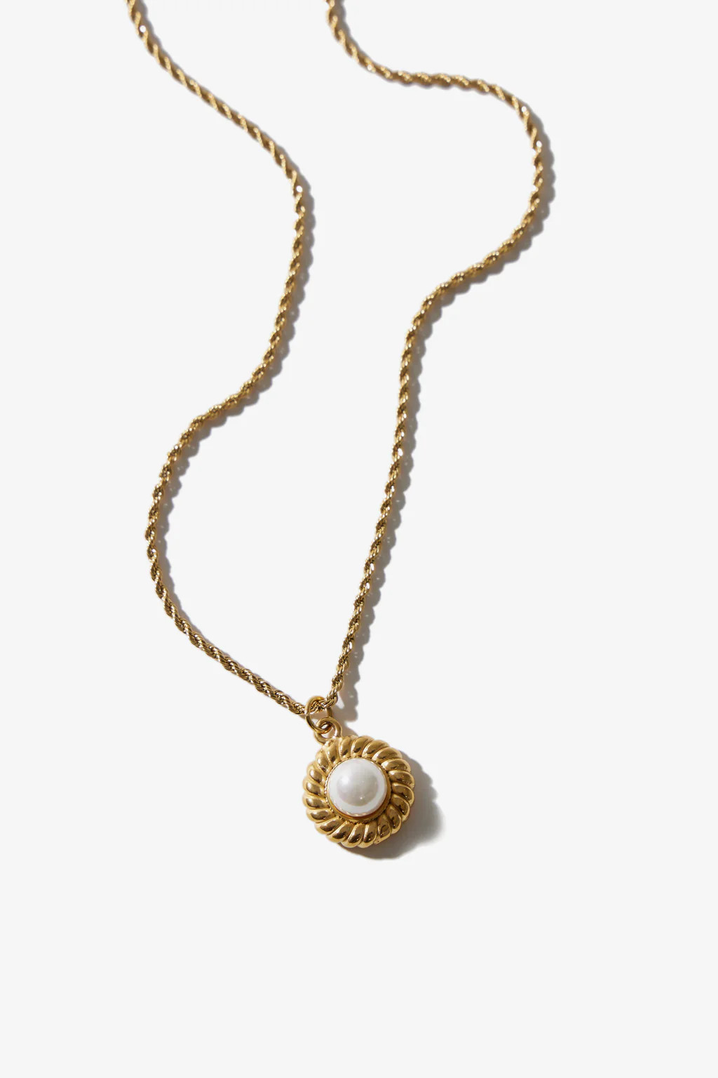 ROMANCE AND PEARLS NECKLACE | Kittenish