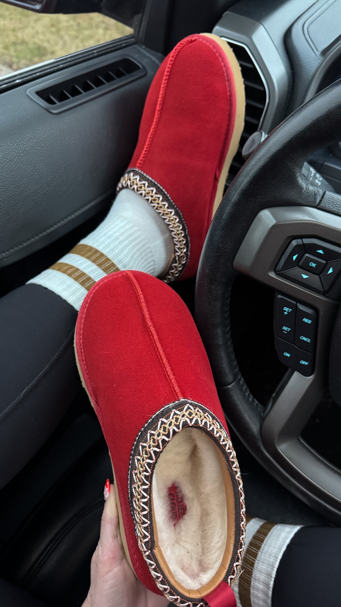 Looks for less! These red Australian fur lined slippers are everything!! 

#LTKootd #LTKShoeCrush #LTKHoliday