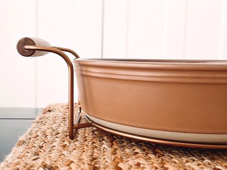 My 3-Quart oven to table Stoneware baking dish with metal carrier stand is simply beautiful. Microwave Safe, Oven Safe (to 500 degrees), Dishwasher Safe and Freezer Safe. 

Stoneware • Bakeware • Neutral Kitchen • Neutral Home • Kitchen Must Haves • Pretty Cookware • 

#stoneware #neutralkitchen #neutralhome #magnolia

#LTKFind #LTKhome #LTKunder50