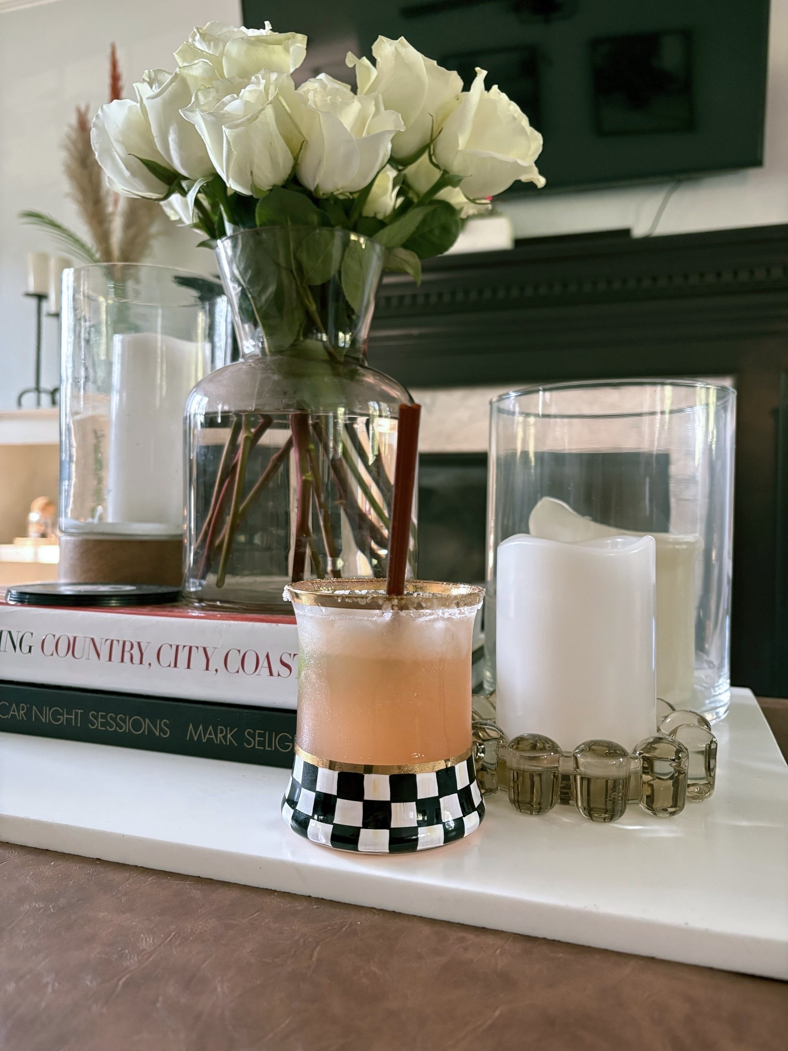 Taco Tuesday Paloma recipe:
1 oz tequila blanco
1 oz ruby red grapefruit juice
1/2 oz triple sec
Squeeze of lime

Shaken in cocktail shaker 
Pour over ice 
Top with sparkling water 
Rim with sugar salt mix

#LTKmomlife #LTKfoodie #LTKHome