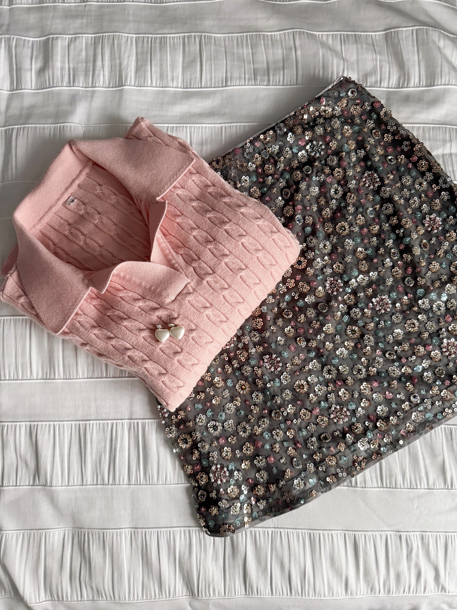 Valentines day outfit, floral skirt, pink sweater

#LTKOver40 #LTKFindsUnder50