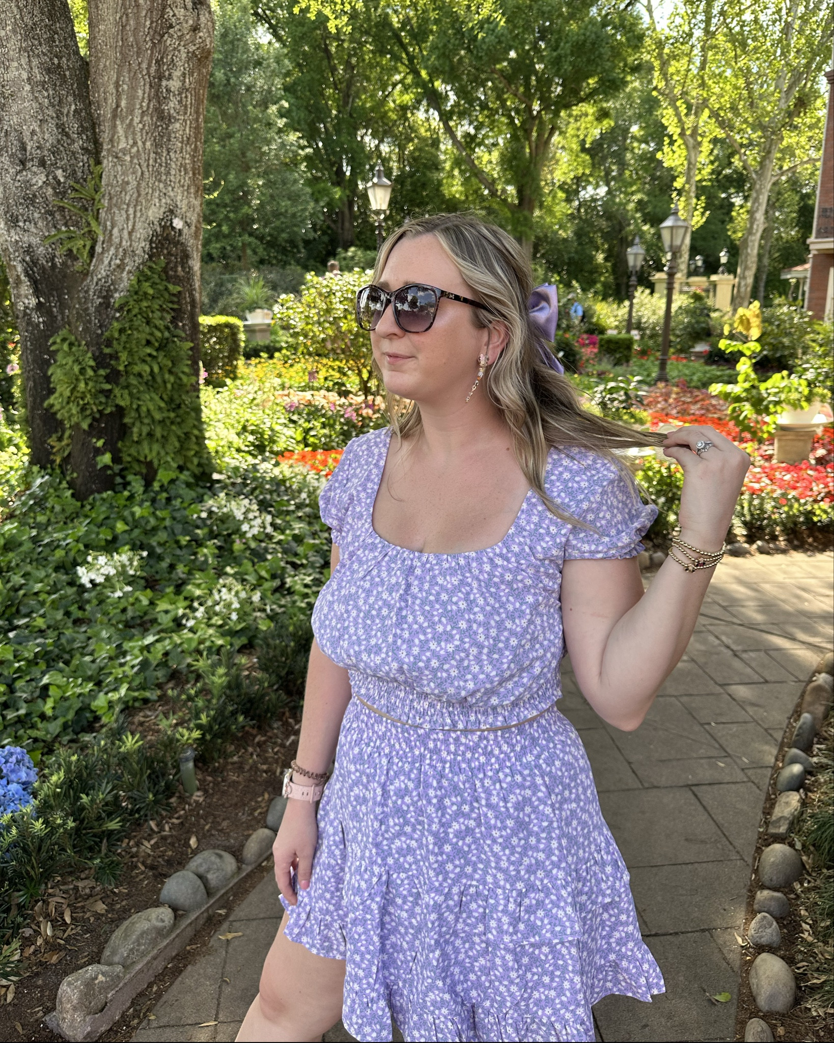 I just wanna stay in that lavender haze 💜

Bow from GRUMPSBOWTIQUE 

#LTKSeasonal #LTKSaleAlert #LTKFindsUnder50