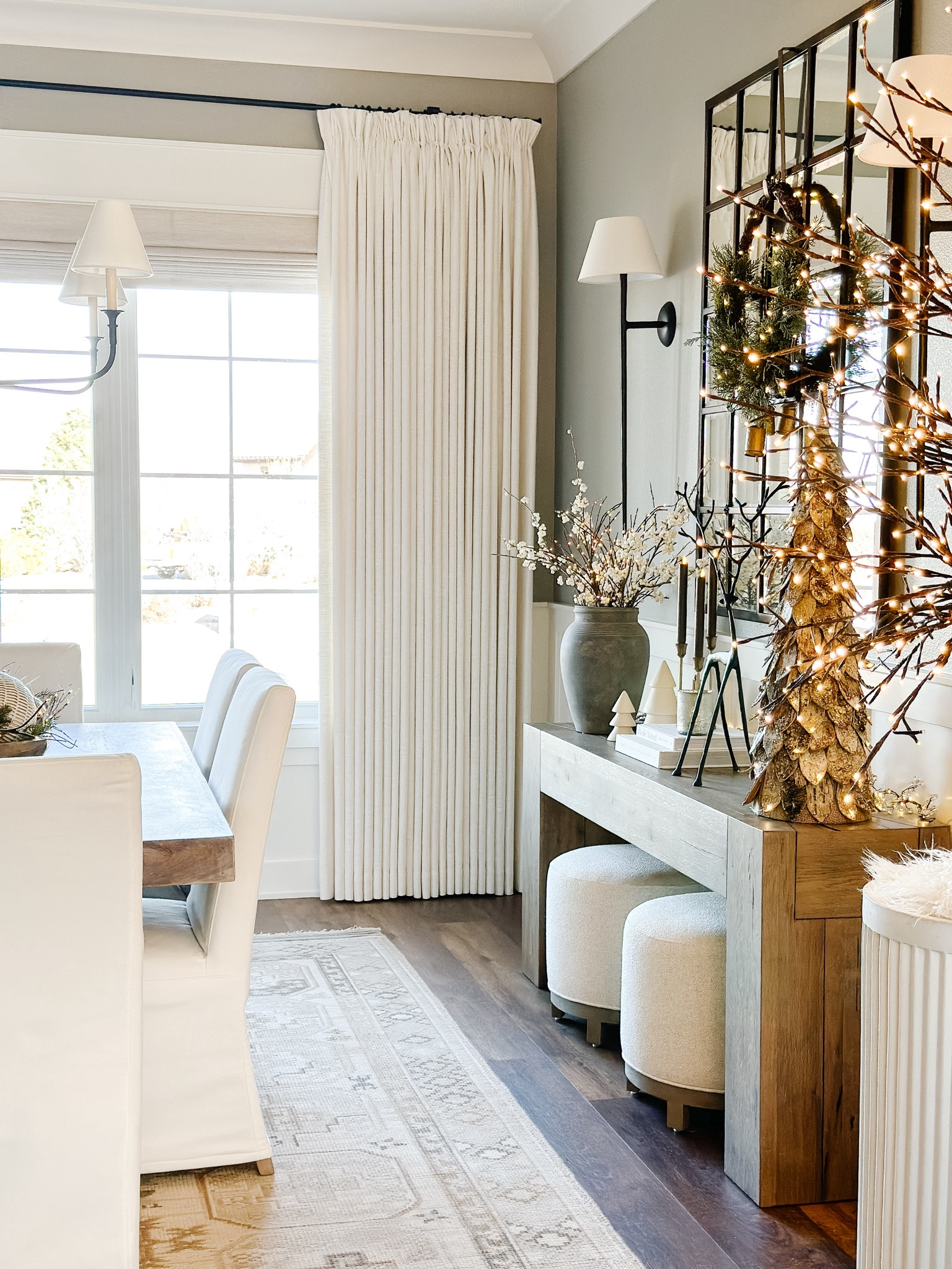 Dining Room | Console Table Styling | Modern Organic | Pottery Barn 

#LTKhome #LTKsalealert #LTKHoliday