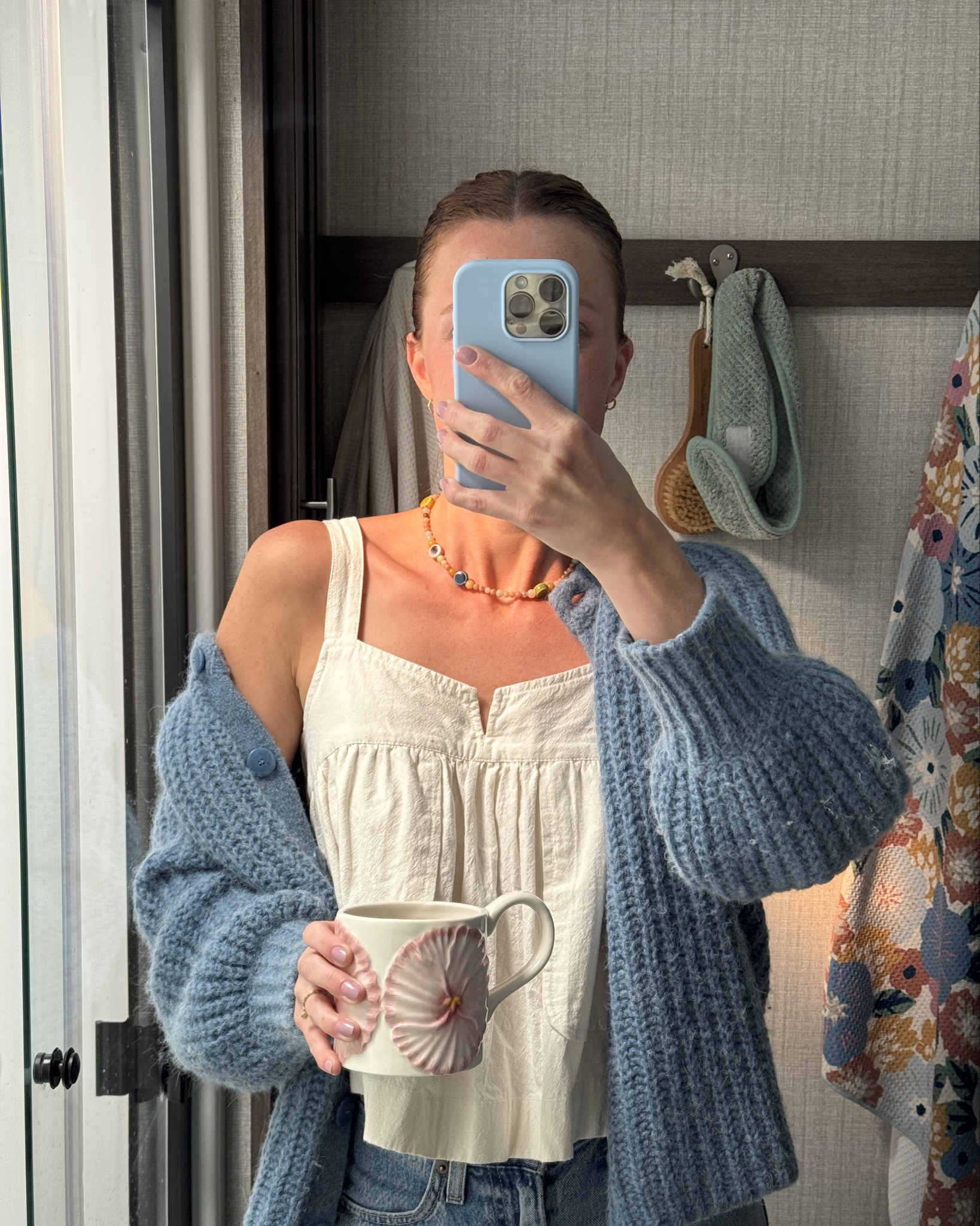 my favorite top for spring/summer 🥥 wearing a small.

#LTKmomlife #LTKootd