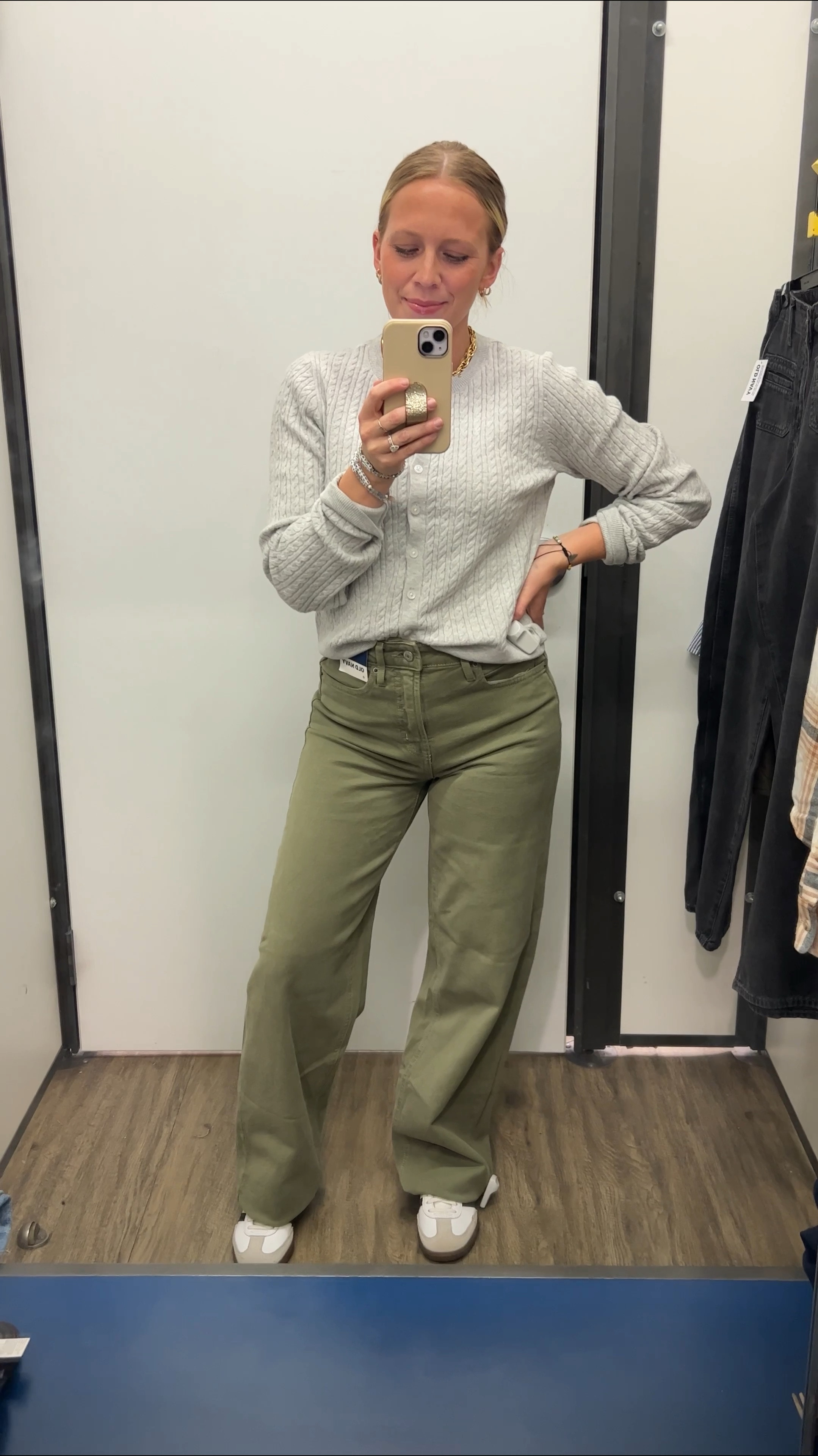 Fall outfit inspo from Old Navy! Everything runs true to size. Plus get 40% off your purchase online today! 

#LTKFindsUnder100 #LTKFindsUnder50 #LTKStyleTip