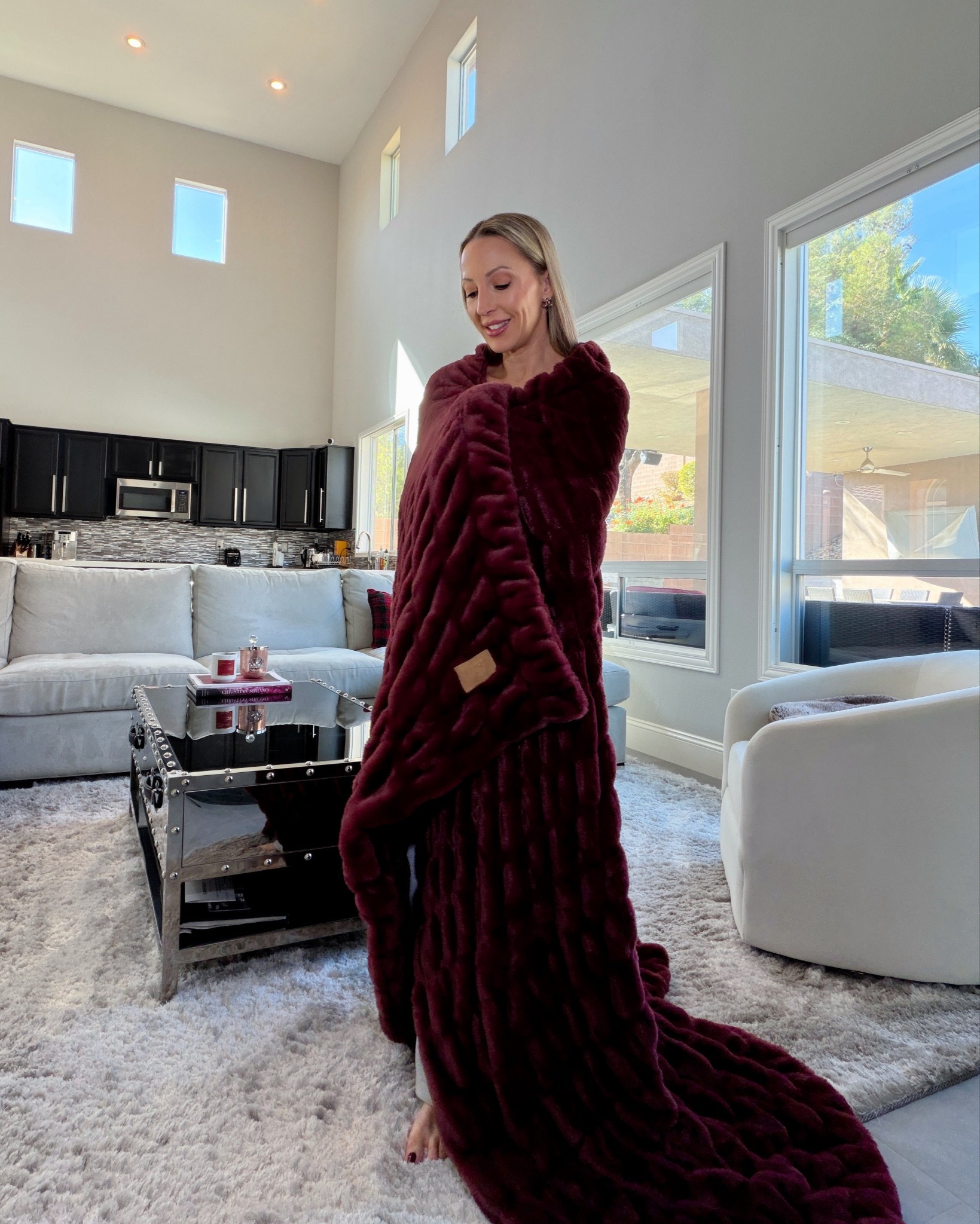 #ad Lola blankets sale now on! The it-girl blanket everyone’s talking about 🫶🏻 I got the @lolablankets in burgundy from their holiday collection (it’s great for thanksgiving decor, Christmas and all year to be fair) and honestly it’s the softest blanket I’ve ever felt and comes in over 50 colors including camo. They’ve given me 48-hour early access to their Black Friday sale to share with you with 55% off with code EVE55. I’ll be grabbing a few more because now everyone in the house wants one to snuggle under at night. They also make great gifts!

#lolablankets #giftideas #homedecor #blackfridaysale 

#LTKGiftGuide #LTKHoliday #LTKSeasonal