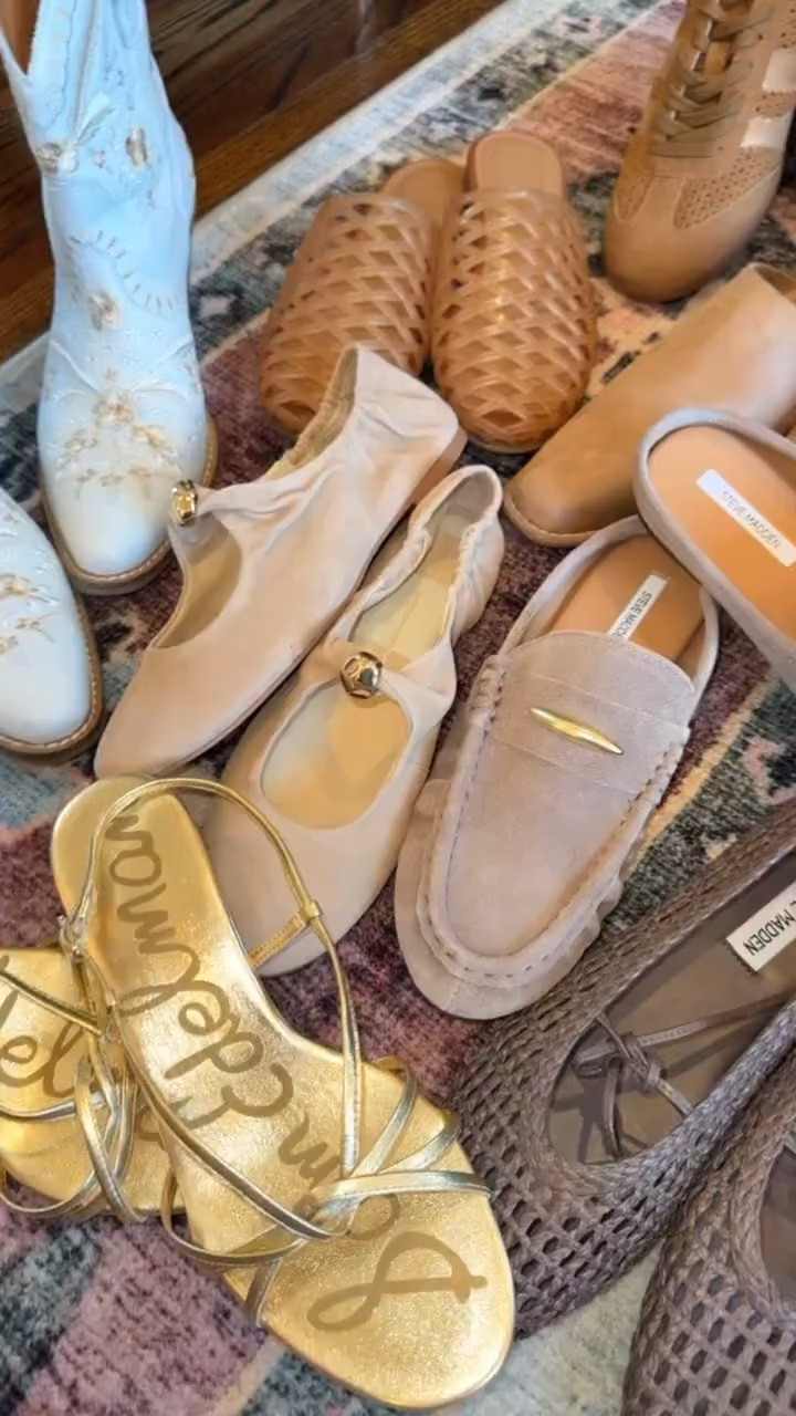 My go-to shoes I’m wearing now and into fall. Several on sale!!!

#LTKdayinmylife #LTKmomlife #LTKSeasonal