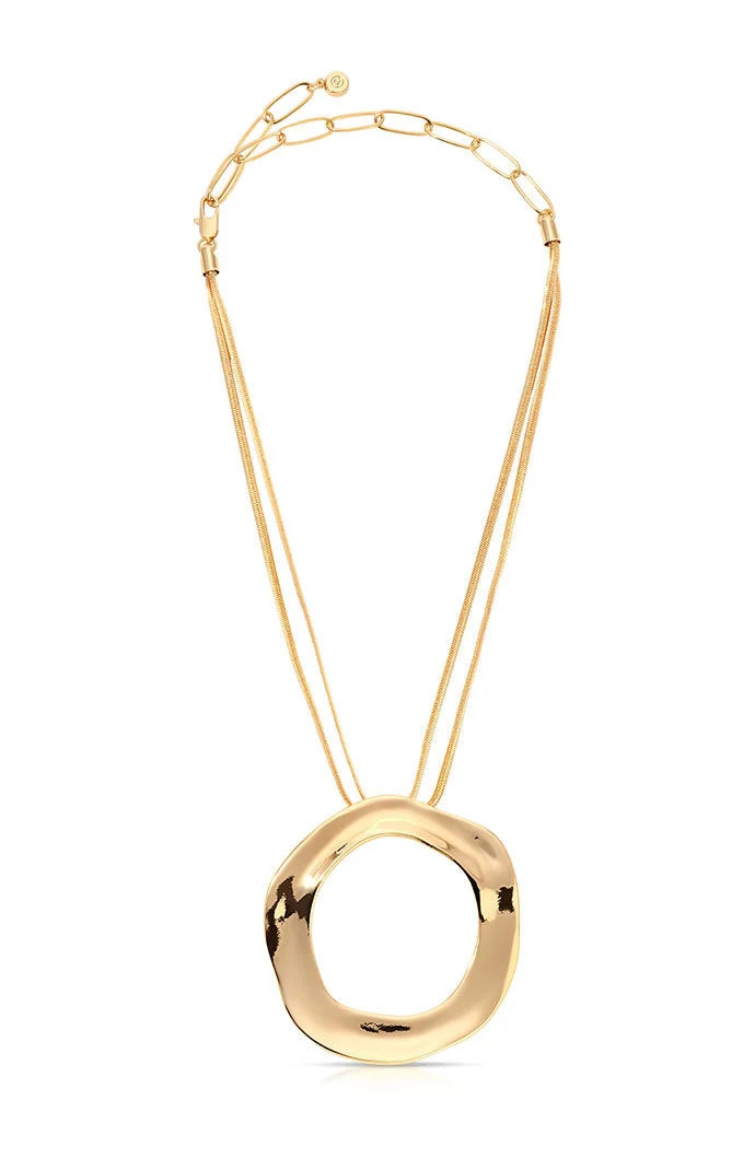 Ettika Open Circle Statement Necklace in Gold | PacSun