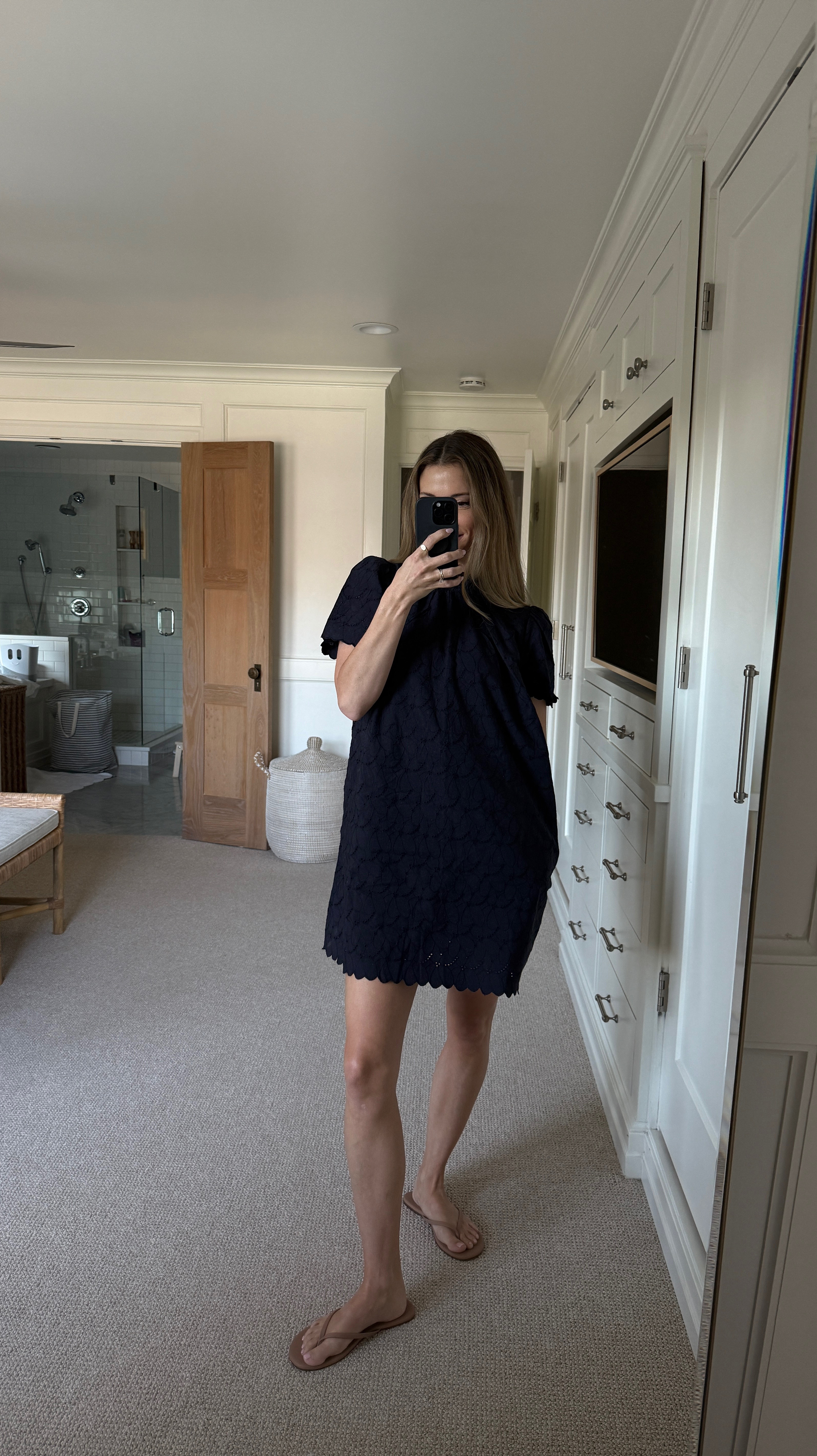 Today I am partnering with @walmartfashion #WalmartFashion to show you some of my current favorite picks. 

Wearing a small in everything and sized up .5 in the flip flops! #WalmartPartner 