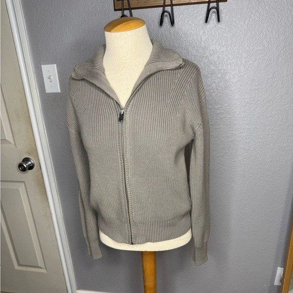Athleta Gray‎ Zip-Up Sweater | Poshmark