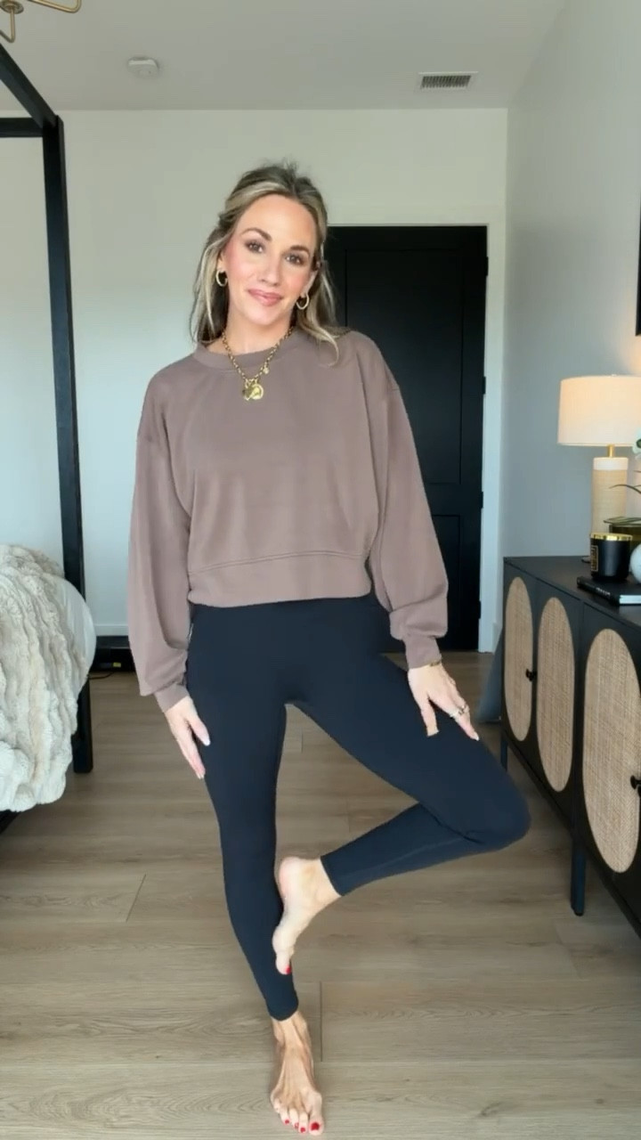 Casual fav activewear! I love these leggings because they have no front seam but they still have great compression! // wearing an xs petite in leggings and xs in sweatshirt. Both run tts. Sneakers run tts and are SO comfy! 

 