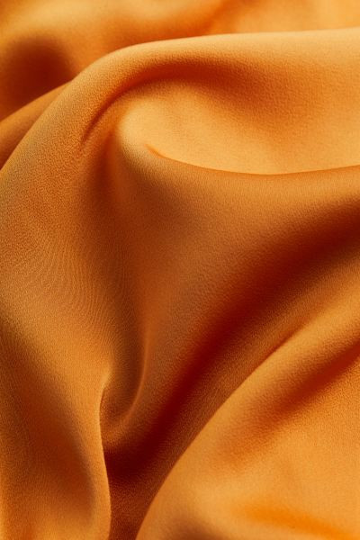Open-back Satin Dress | H&M (US + CA)