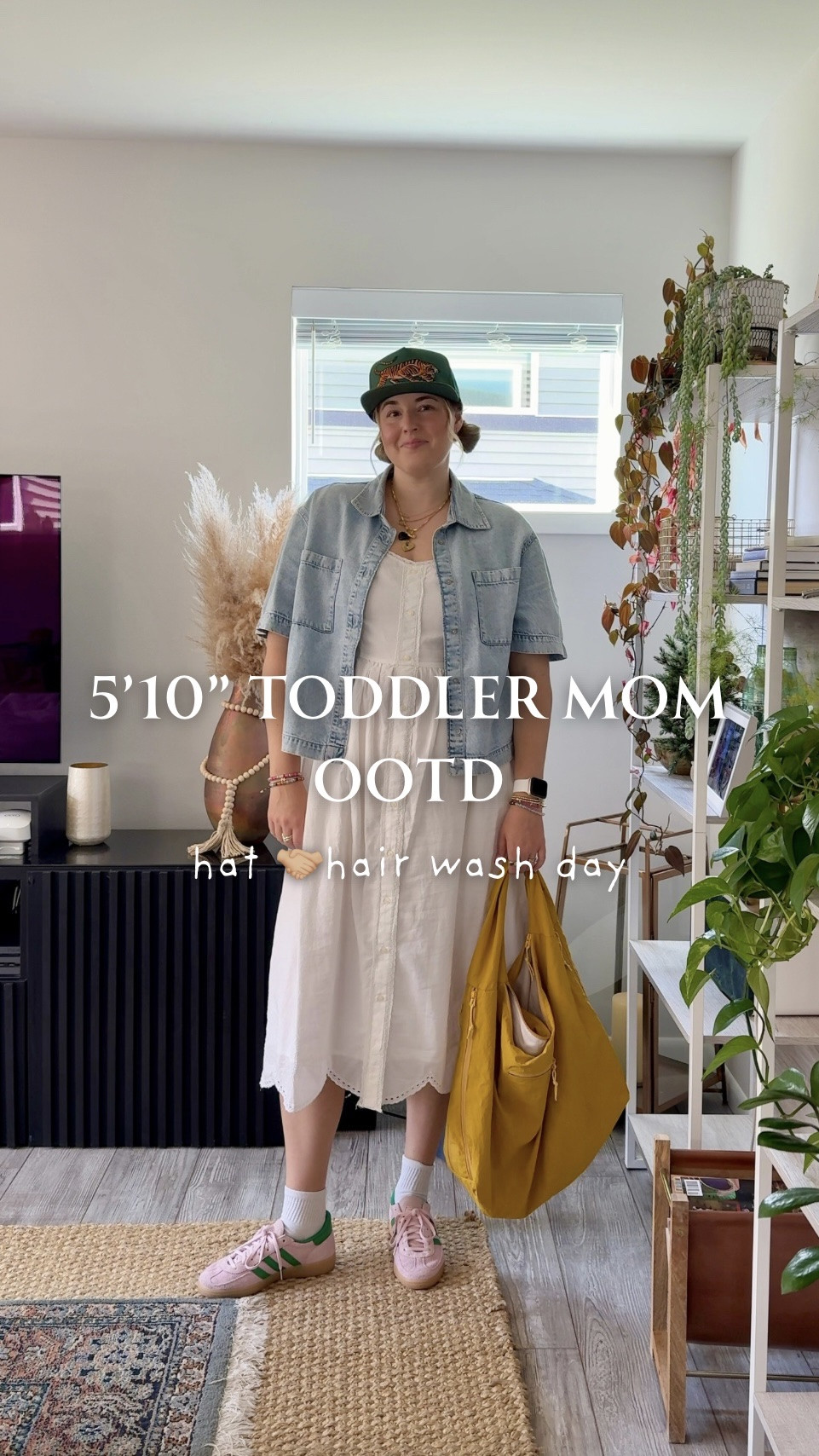 Fun hat 🤝🏼 hair wash day #styleinspo #momstyle #casualstyle

#LTKootd #LTKMidsize