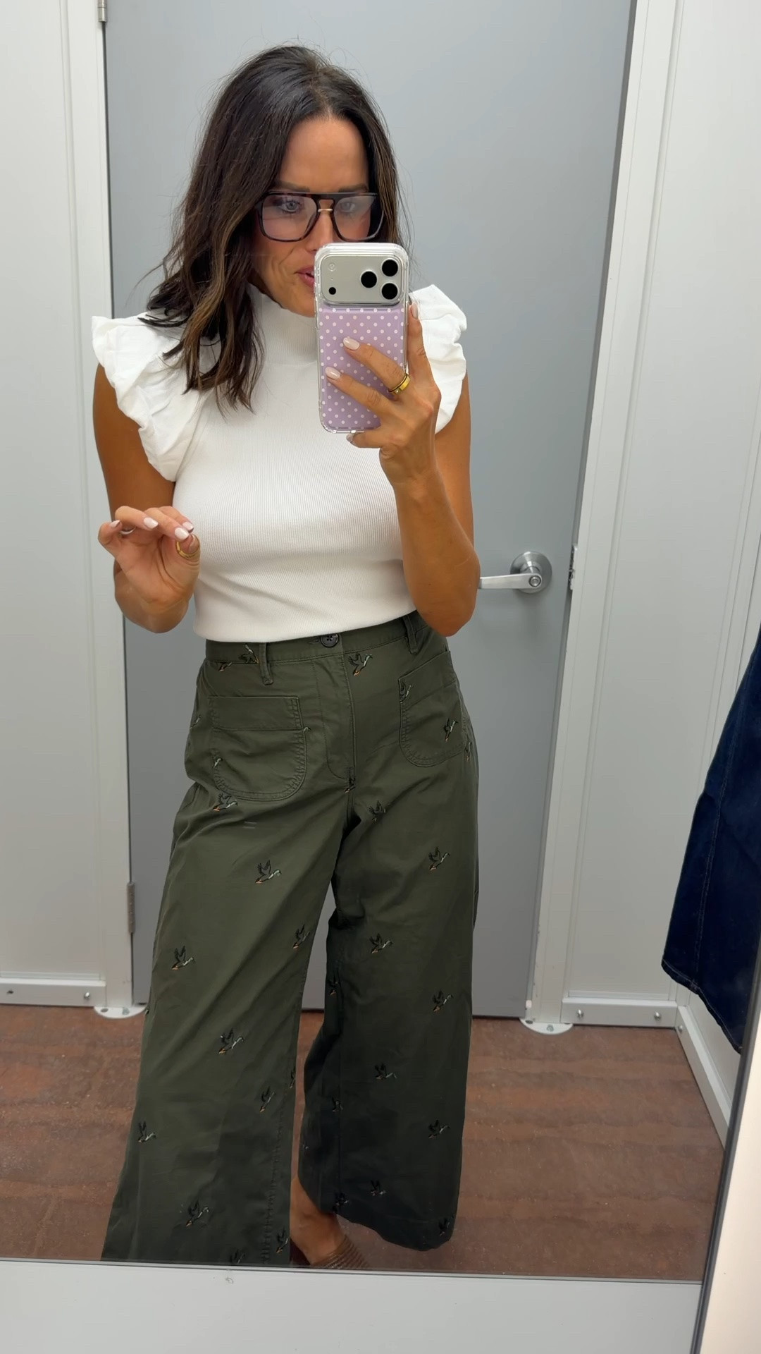 Wearing a xs in the white puff sleeve top and a 2 in the olive wide leg pants!

#LTKxWalmart