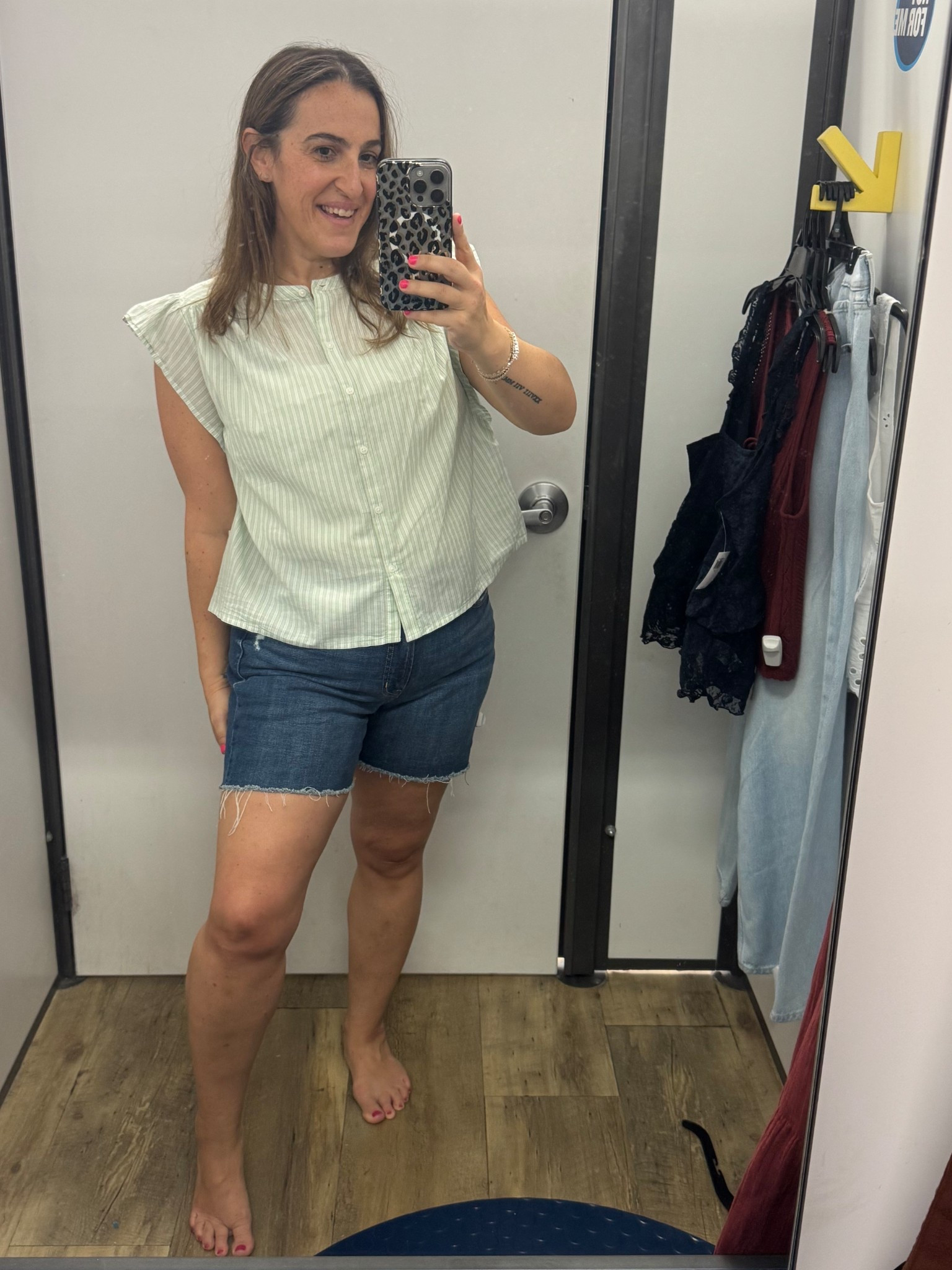 The arm holes were too tight for my liking on the top but it is roomy everywhere else, wearing size medium

The shorts have stretch and are so comfy. I’m wearing a 10

#LTKStyleTip #LTKOver40 #LTKFindsUnder50