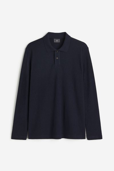 Poloshirt mit Waffelmuster in Slim Fit - Dunkelblau - Men | H&M AT | H&M (DE, AT, CH, NL, FI)